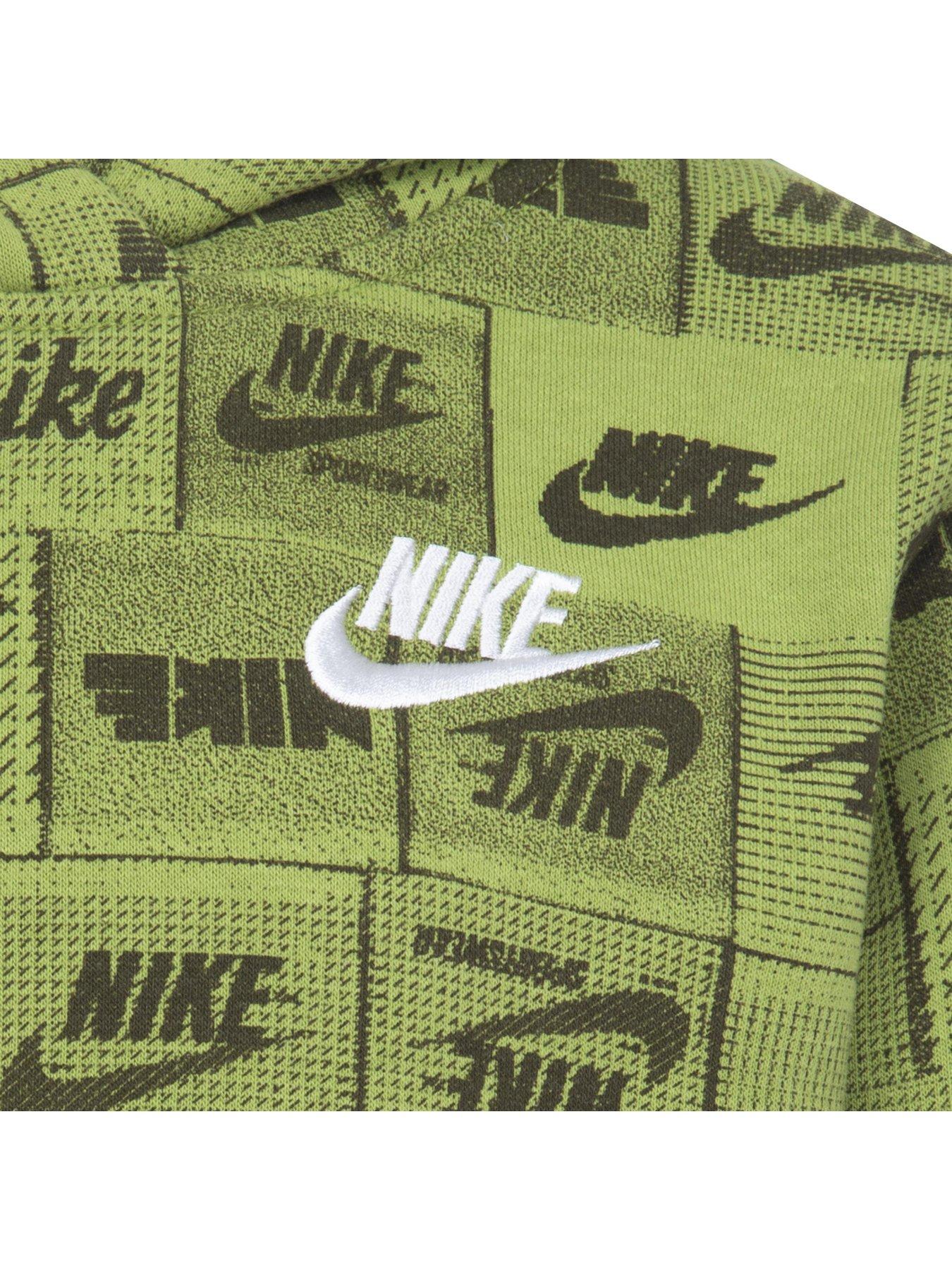 nike-kids-boys-club-all-over-print-overhead-hoodie-greenoutfit