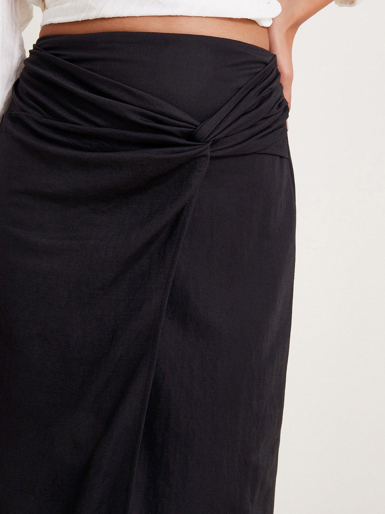 monsoon-winnie-wrap-skirt-blackoutfit