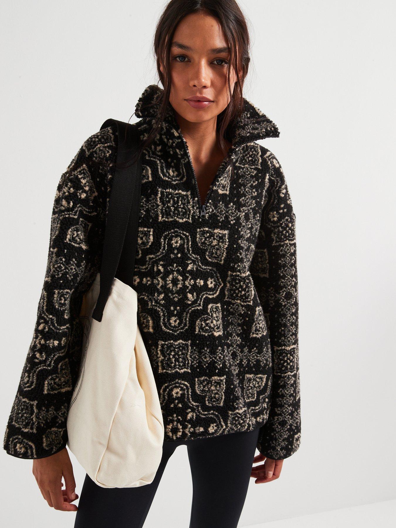 v-by-very-aztec-printed-sherpa-fleece-top-black