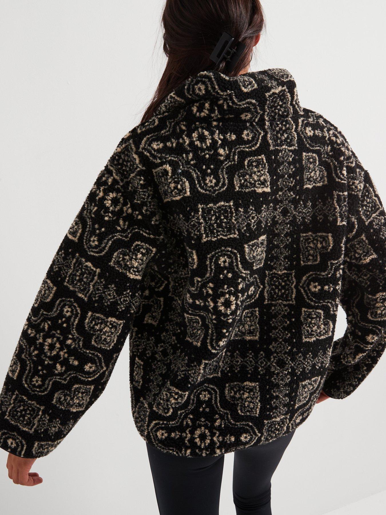 v-by-very-aztec-printed-sherpa-fleece-top-blackstillFront