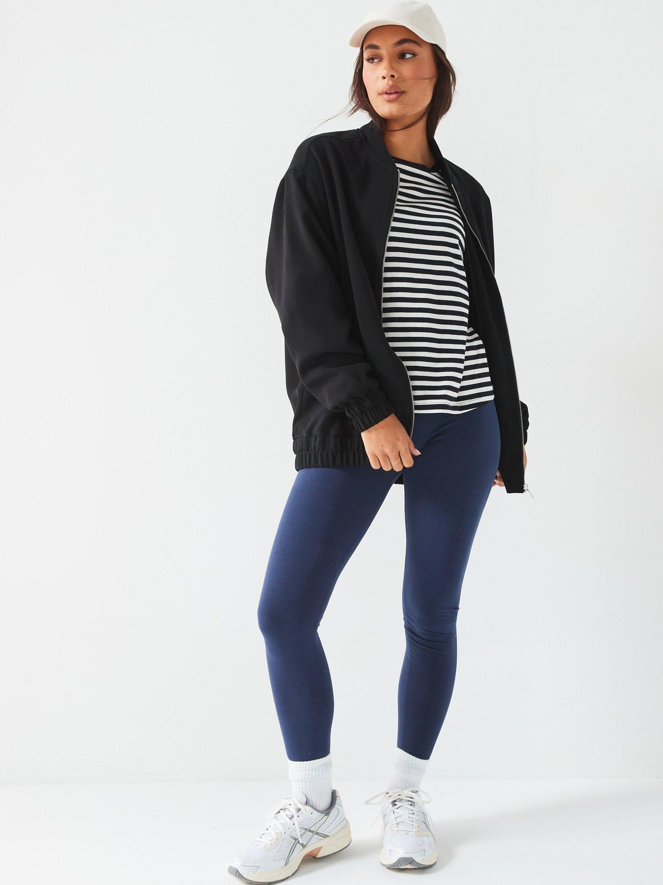 everyday-essential-loose-fit-crew-neck-long-sleeve-top-stripeback