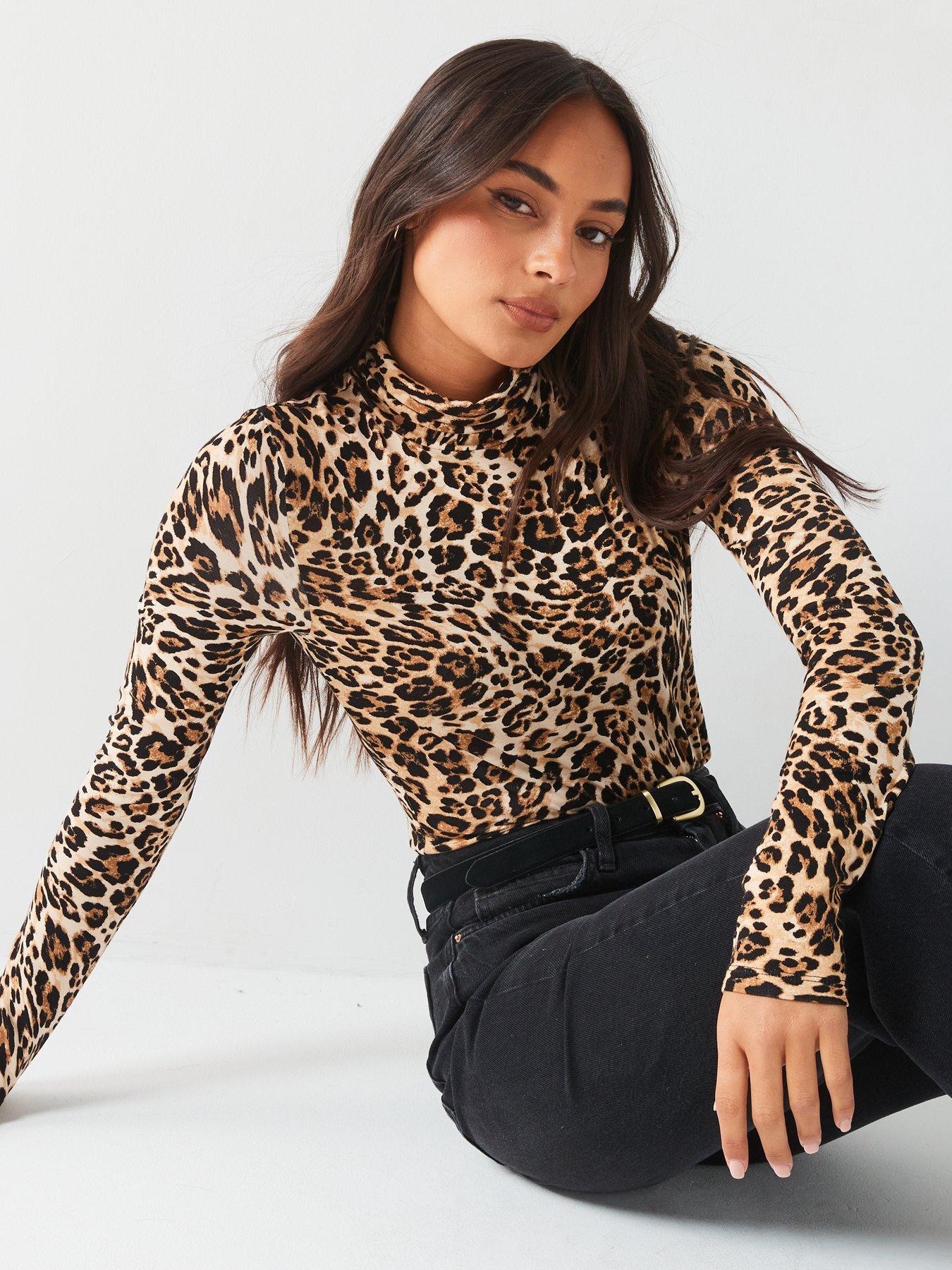 everyday-turtleneck-long-sleeve-top-print