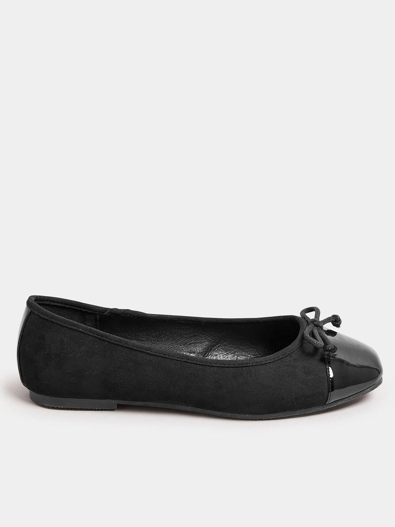 yours-extra-wide-fit-chiselled-toe-cap-ballet-blackfront