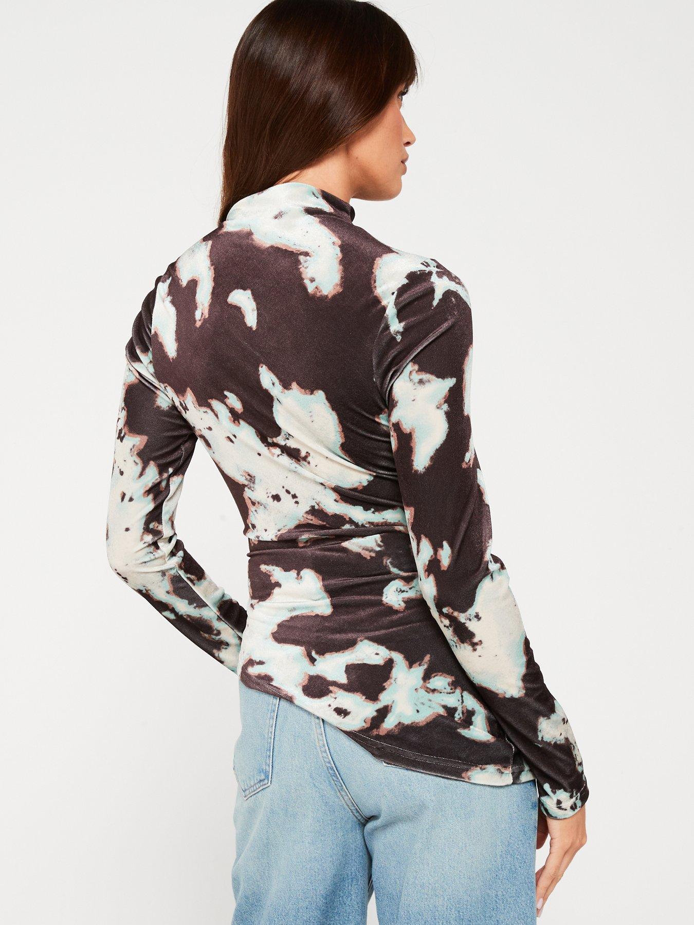 v-by-very-printed-velvet-slash-neck-top-multistillFront