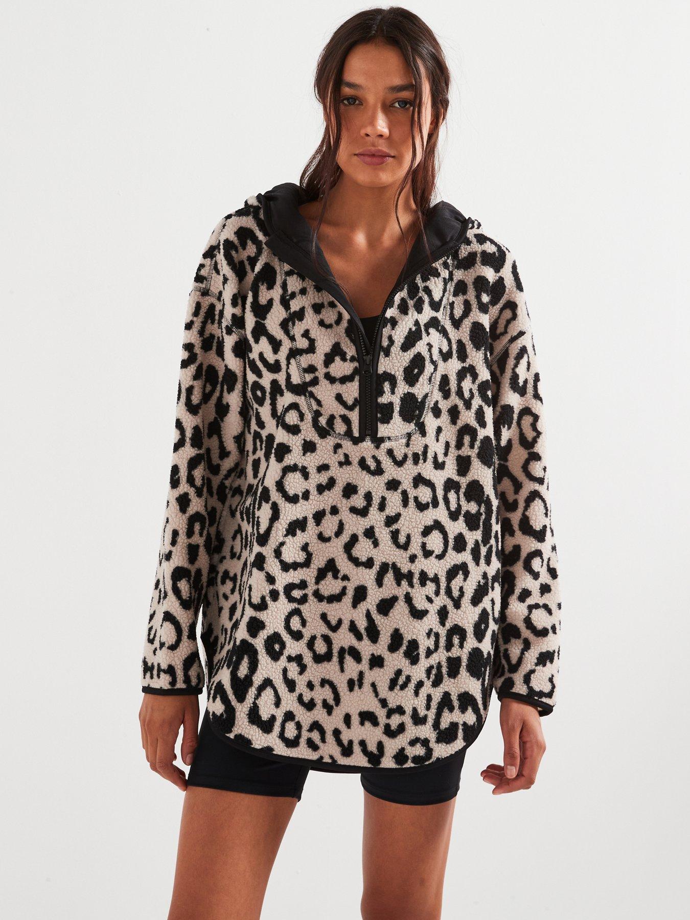 v-by-very-animal-hooded-sherpa-fleece-top-print