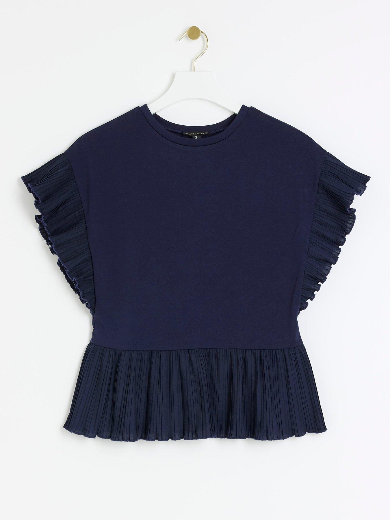 river-island-pleated-hem-t-shirt-navyoutfit