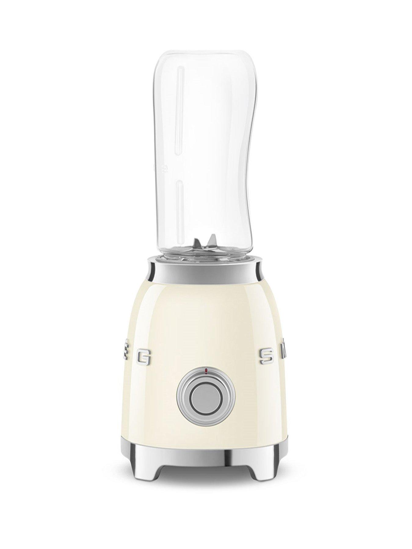 smeg-pbf01-retro-style-personal-blender-600ml-300w-creamstillFront