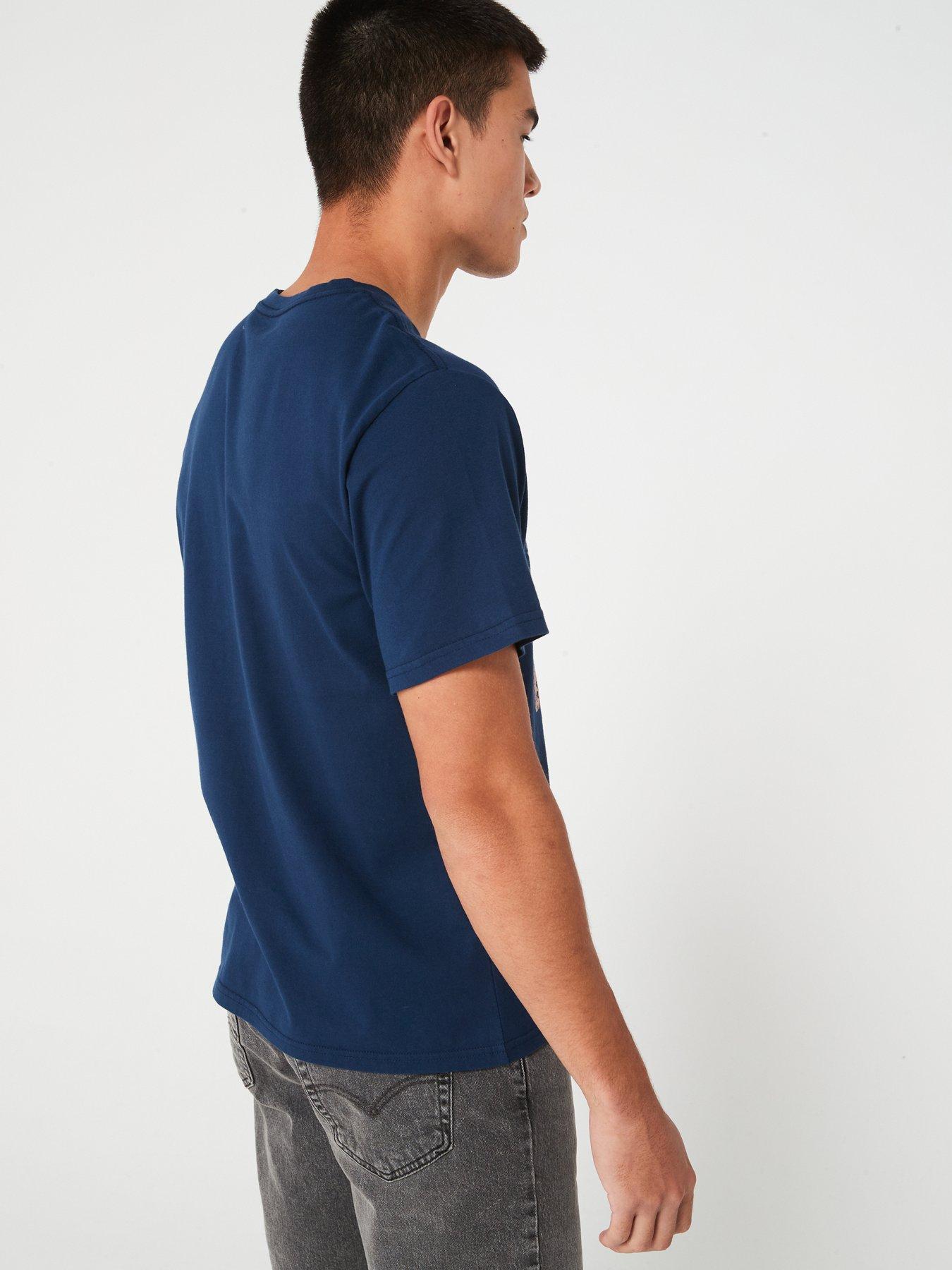 levis-short-sleeve-relaxed-fit-t-shirt-navystillFront