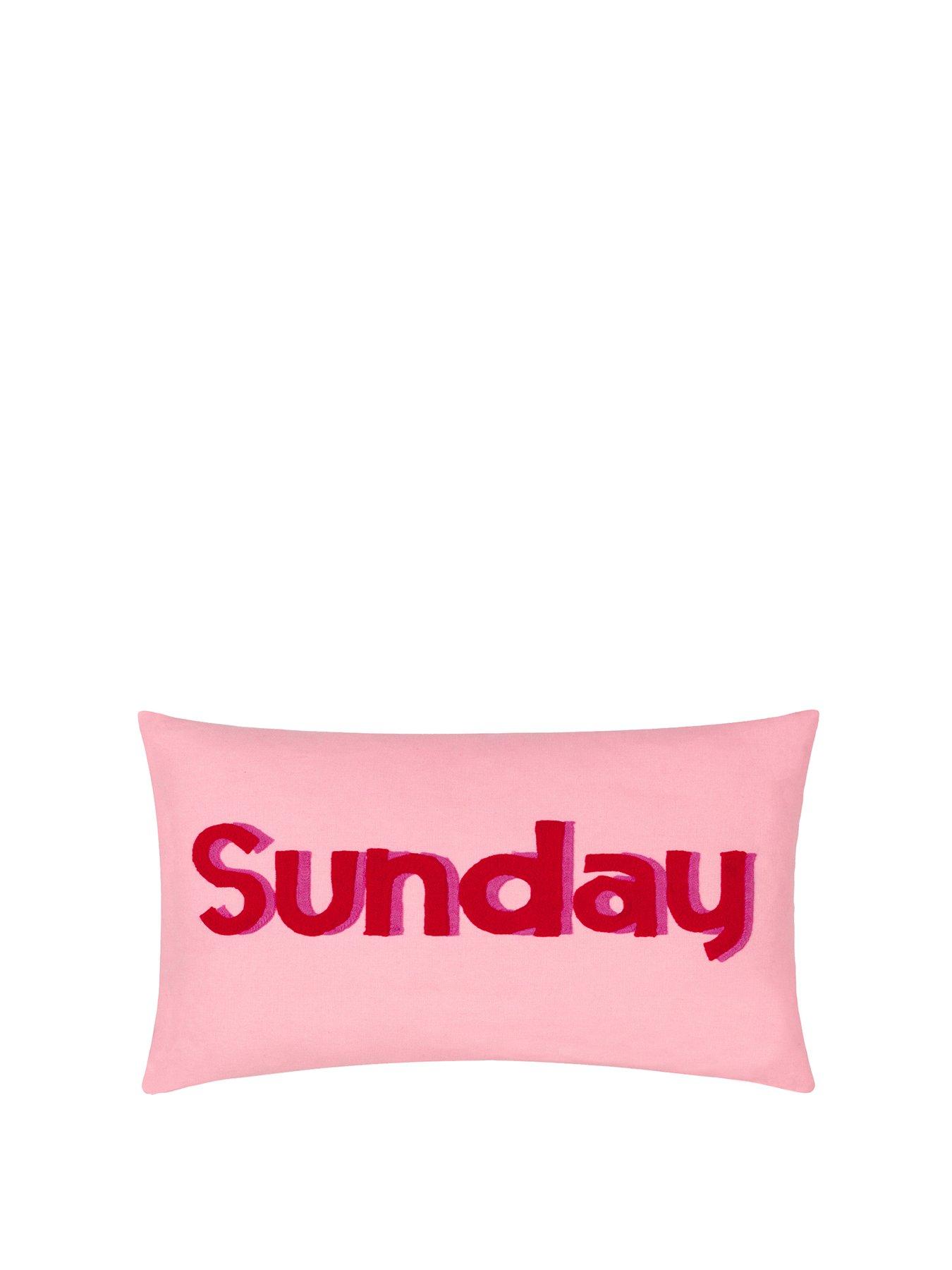 furn-sunday-cushion-in-pink