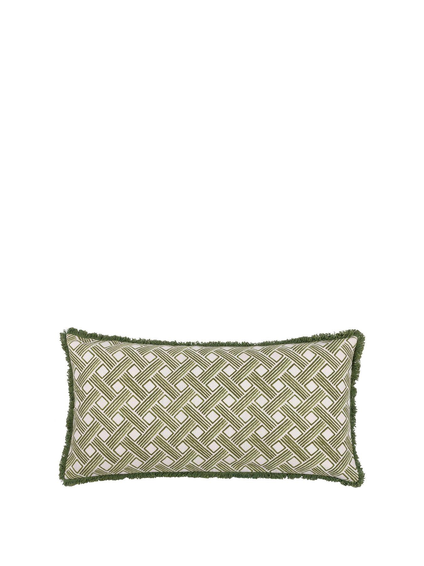 hoem-hoem-alexa-30x60-polyester-cushion-olivestillFront