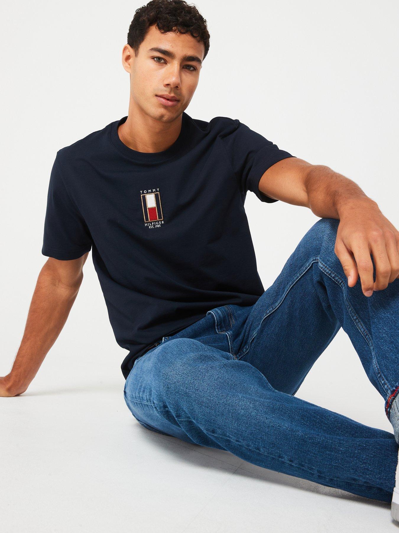 tommy-hilfiger-tommy-hilfiger-vertical-embroidered-flag-t-shirt-navyoutfit