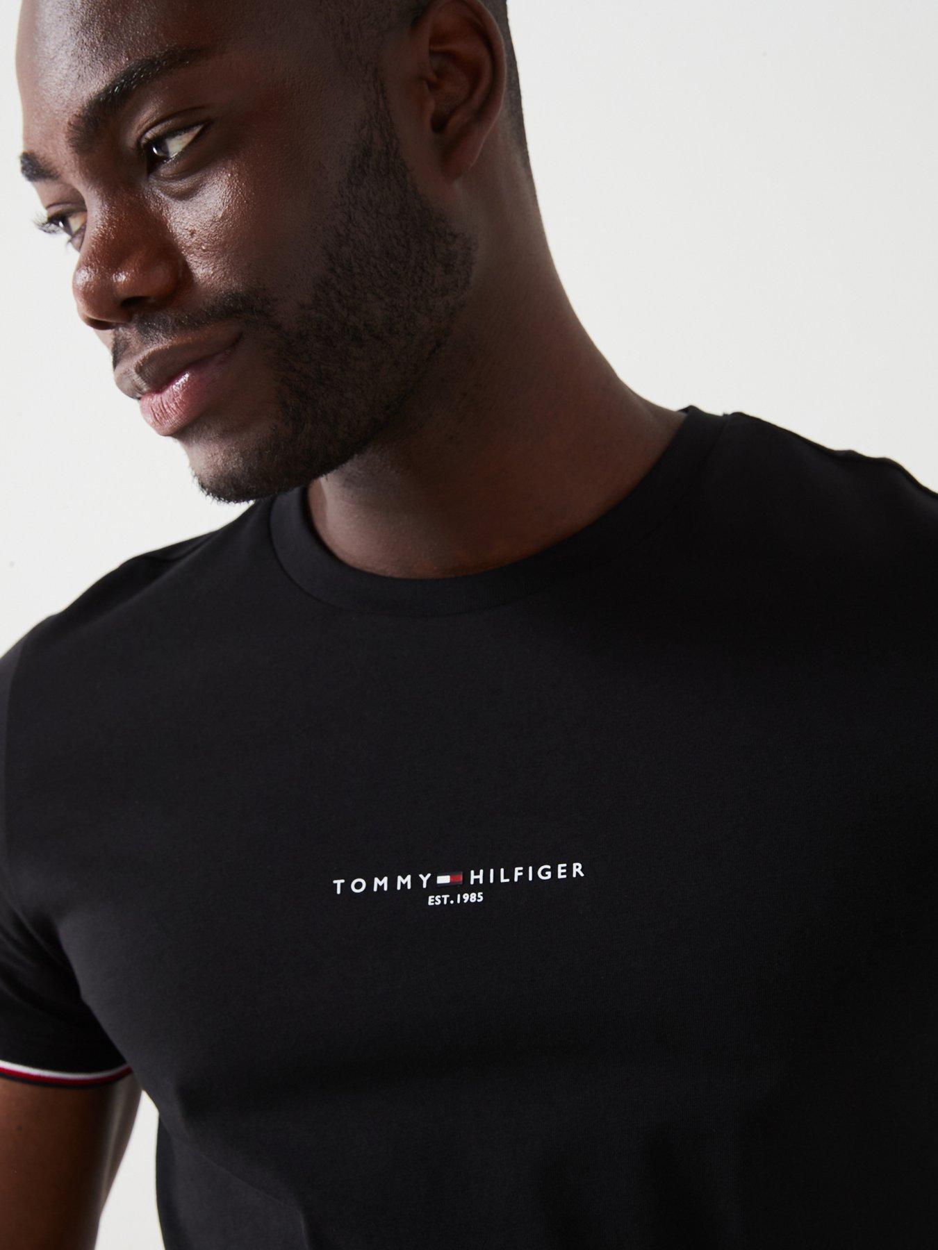 tommy-hilfiger-centre-logo-tipped-t-shirt-blackoutfit