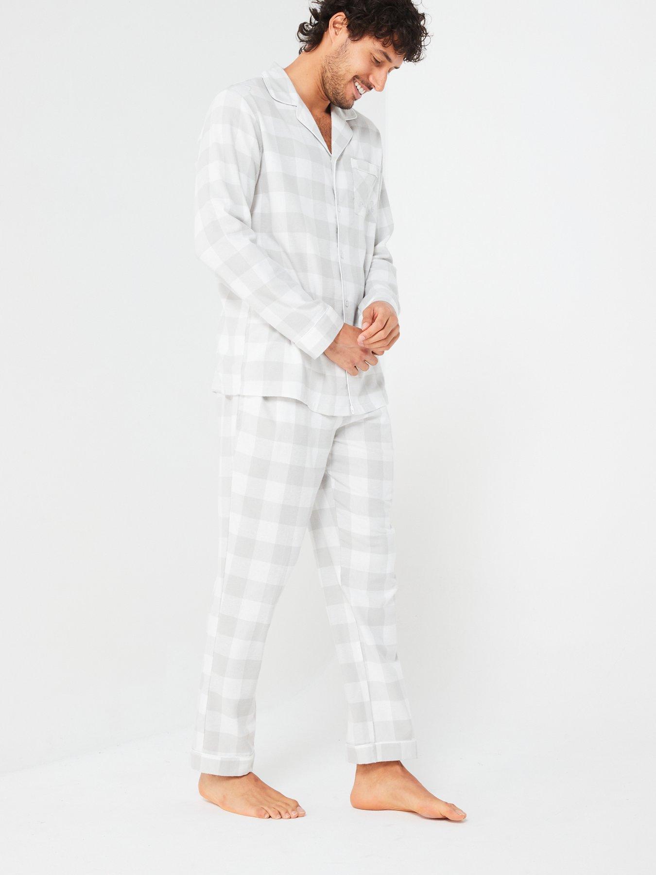 very-man-mens-family-christmas-pj-check-revere-set-greyoutfit