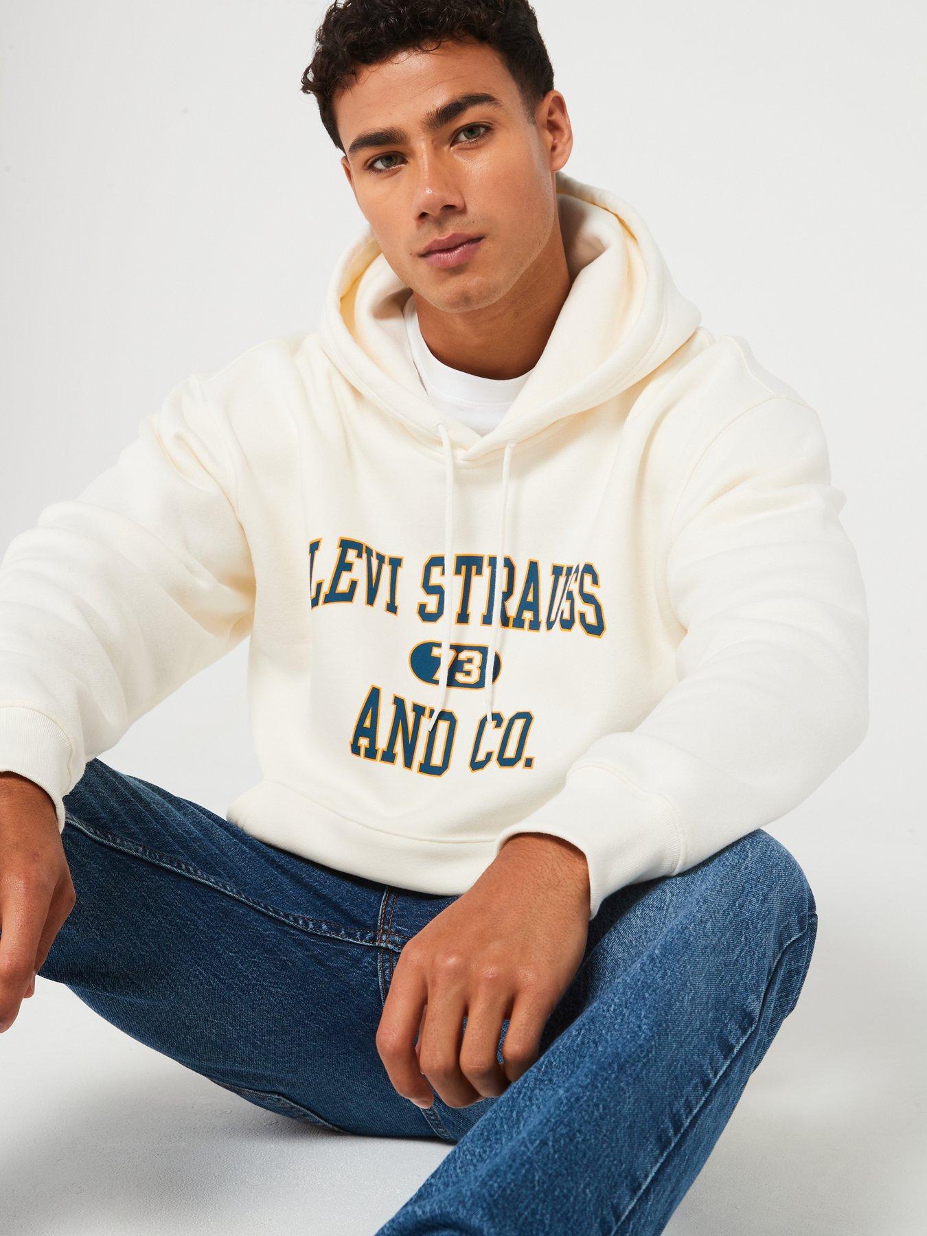 levis-relaxed-graphic-hoodie-creamdetail