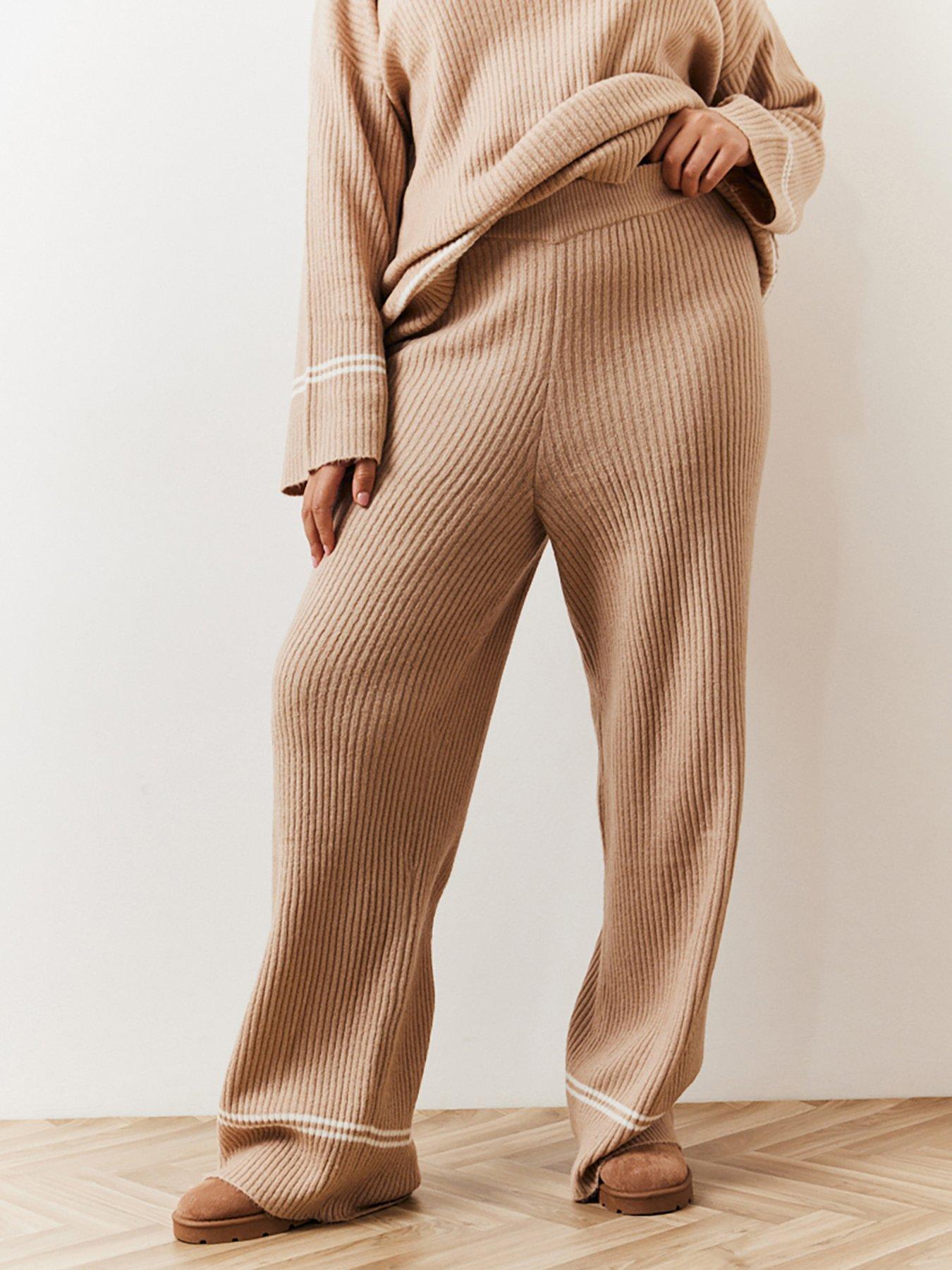 in-the-style-fits-oatmeal-contrast-piping-co-ord-knit-wide-leg-trouser-beige