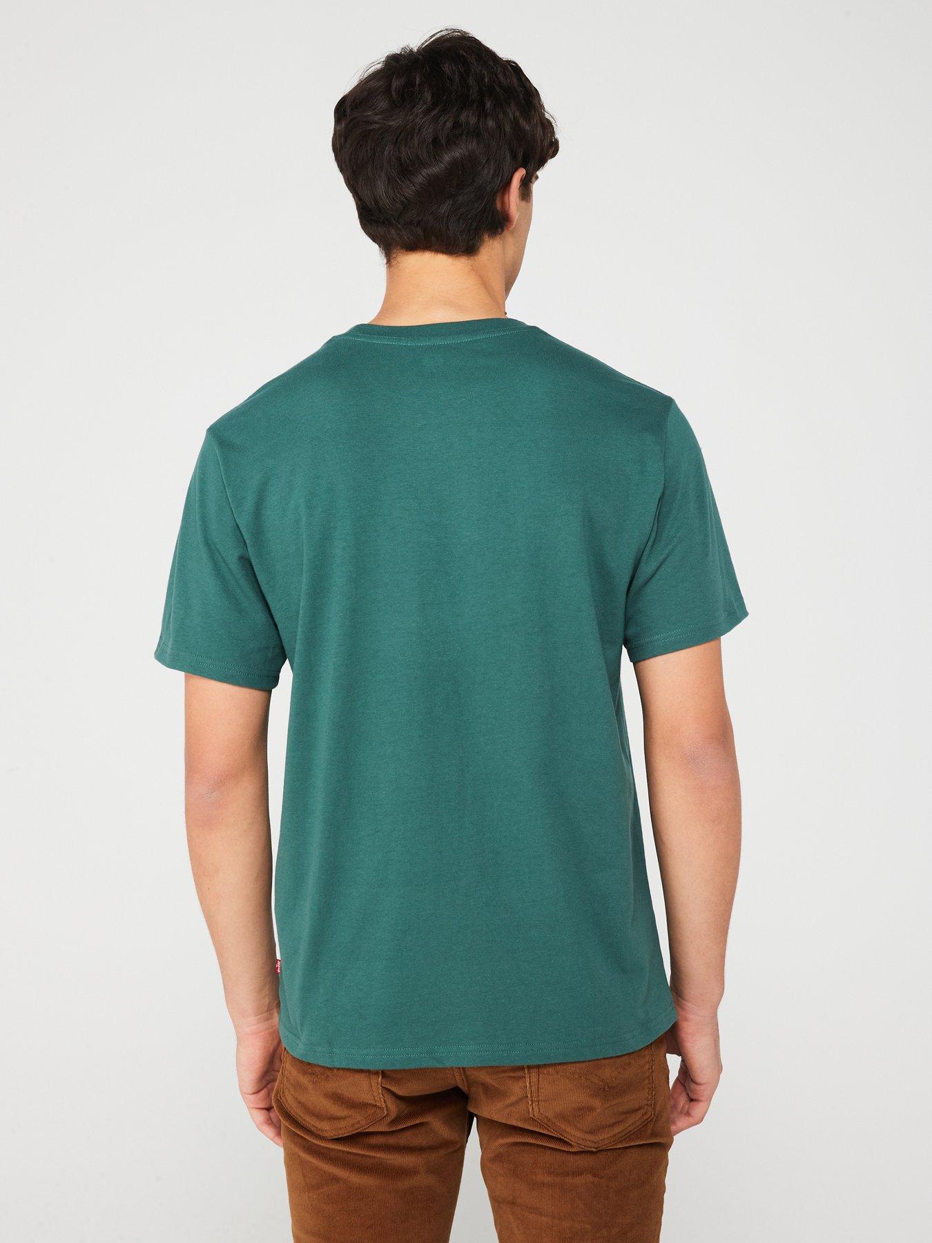 levis-short-sleeve-relaxed-fit-t-shirt-dark-greenstillFront