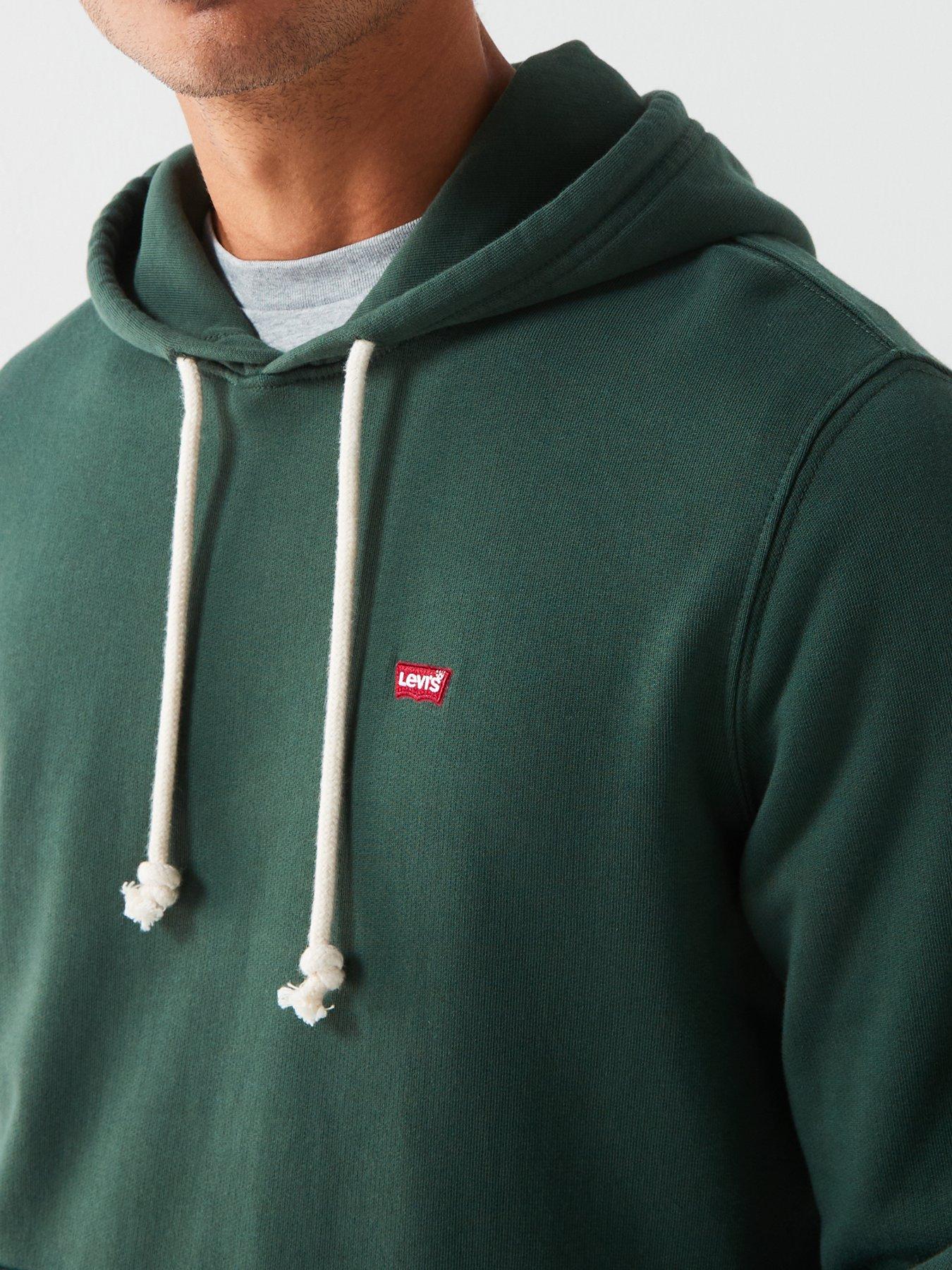 levis-original-housemark-hoodie-dark-greenoutfit