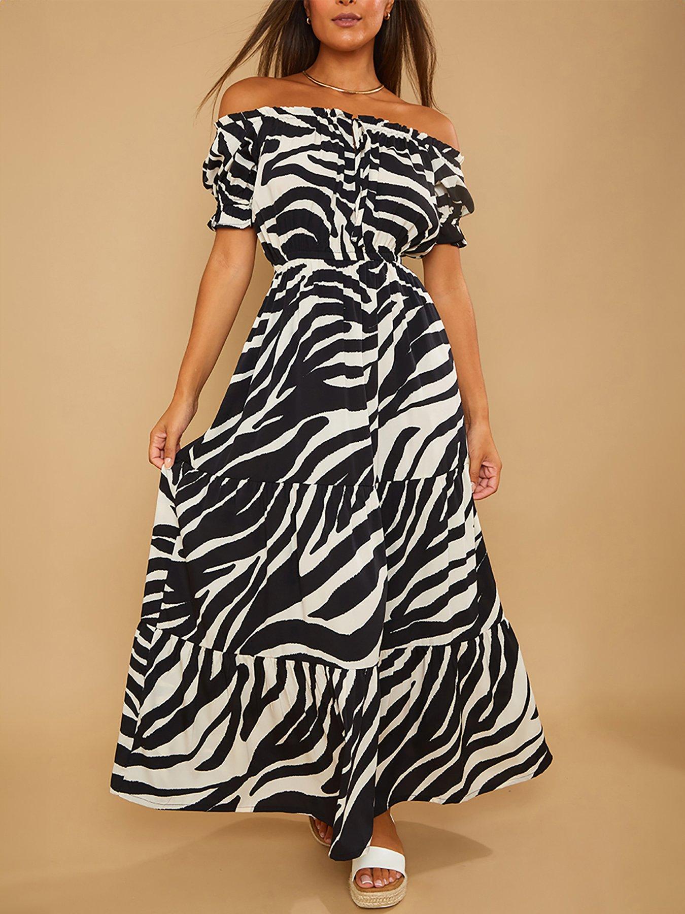 in-the-style-stacey-solomon-black-printed-bardot-tiered-tie-detail-midi-dress