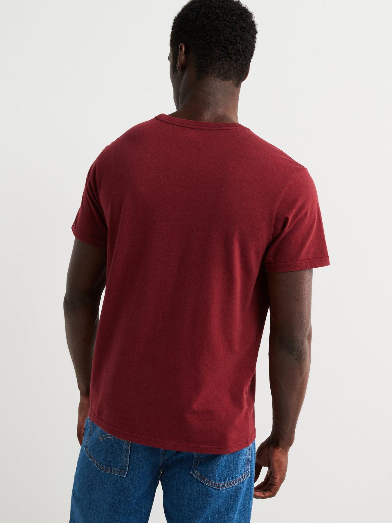 levis-short-sleeve-relaxed-small-tab-t-shirt-dark-redstillFront