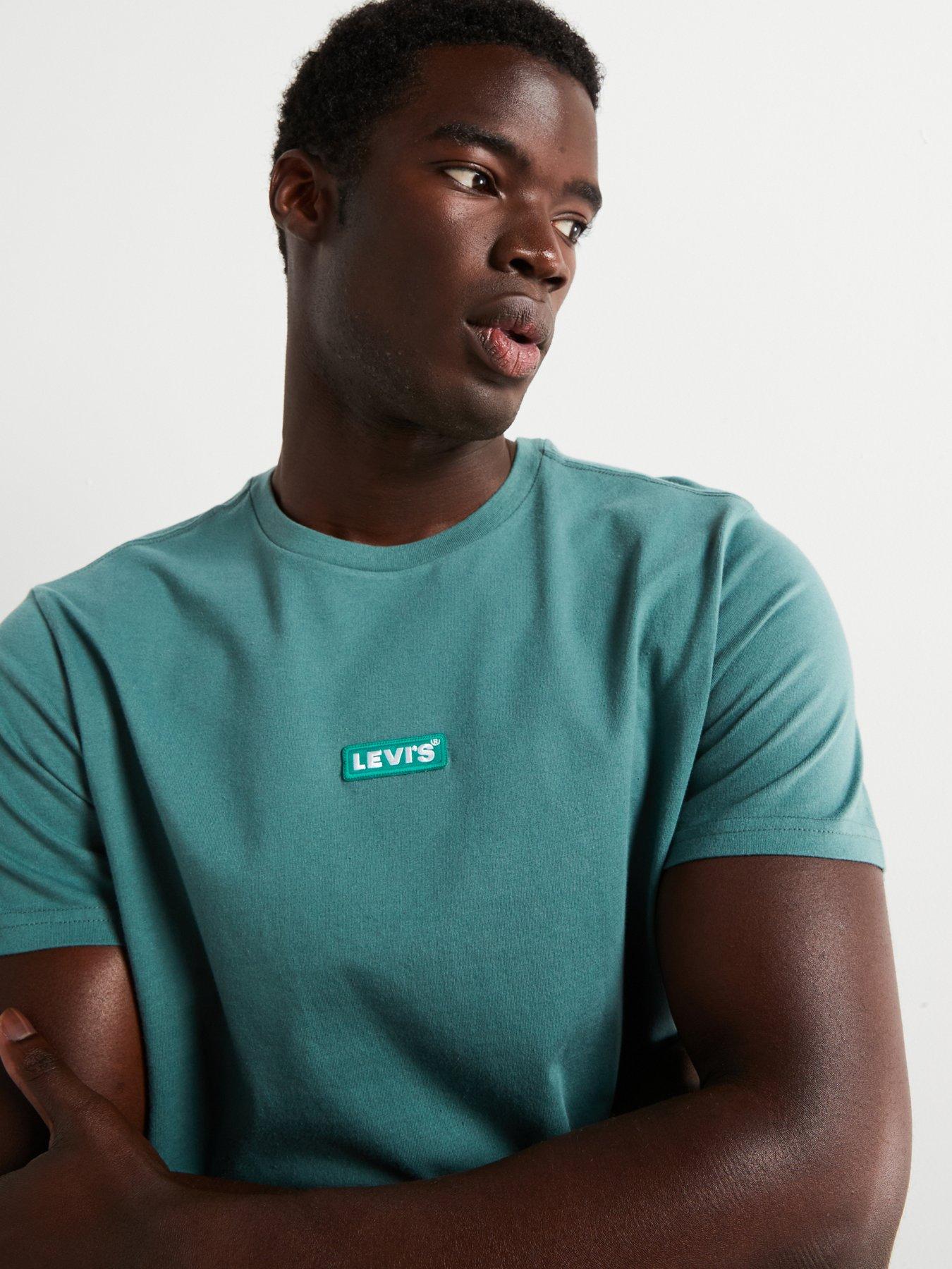 levis-levis-short-sleeve-relaxed-small-tab-t-shirt-greenoutfit