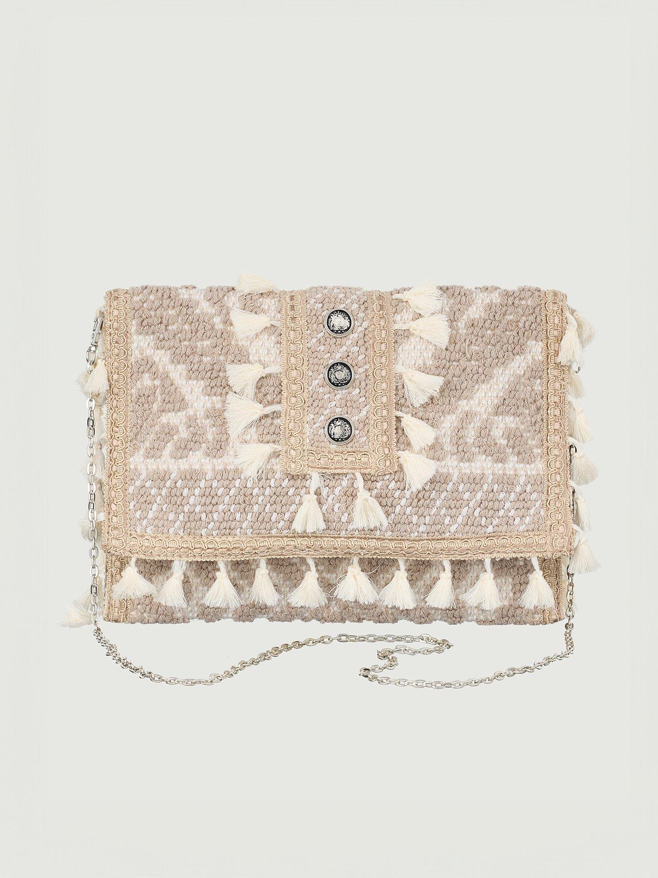 sorena-gipsy-tassle-clutch