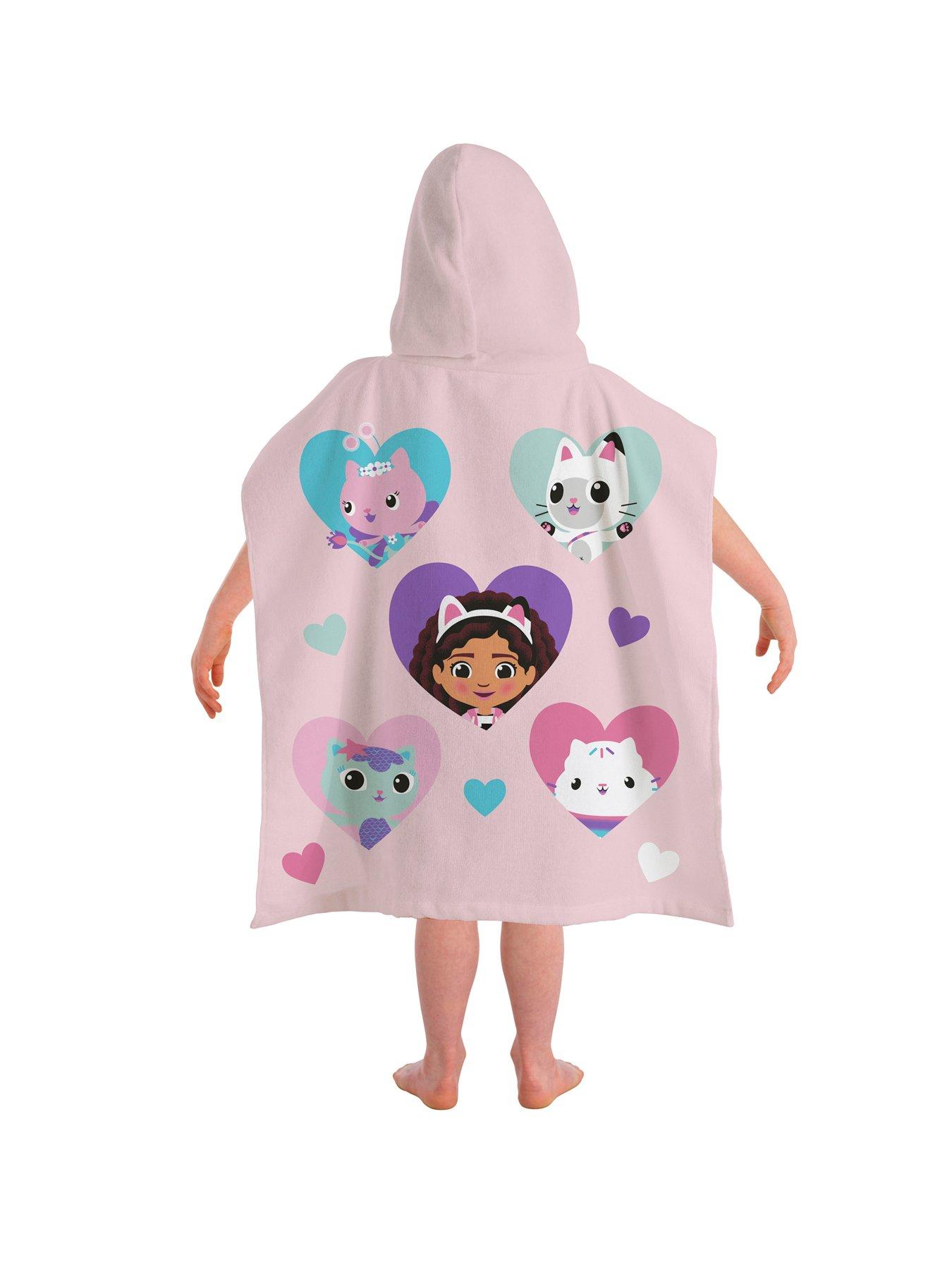 gabbys-dollhouse-here-for-hugs-hooded-poncho-towel-multiback