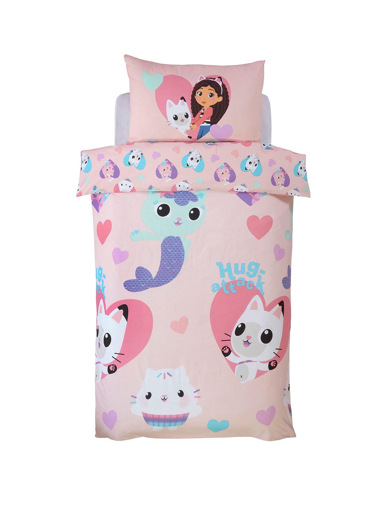 gabbys-dollhouse-hugs-single-duvet-cover-setstillFront