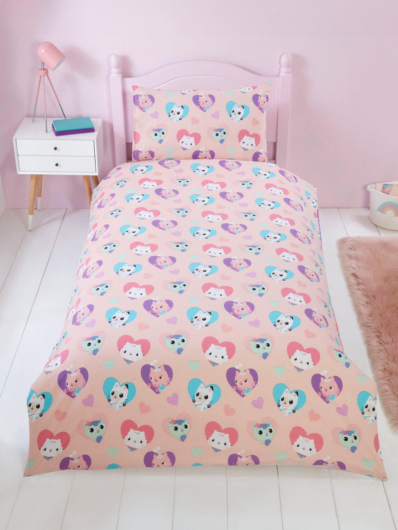 gabbys-dollhouse-hugs-single-duvet-cover-setback