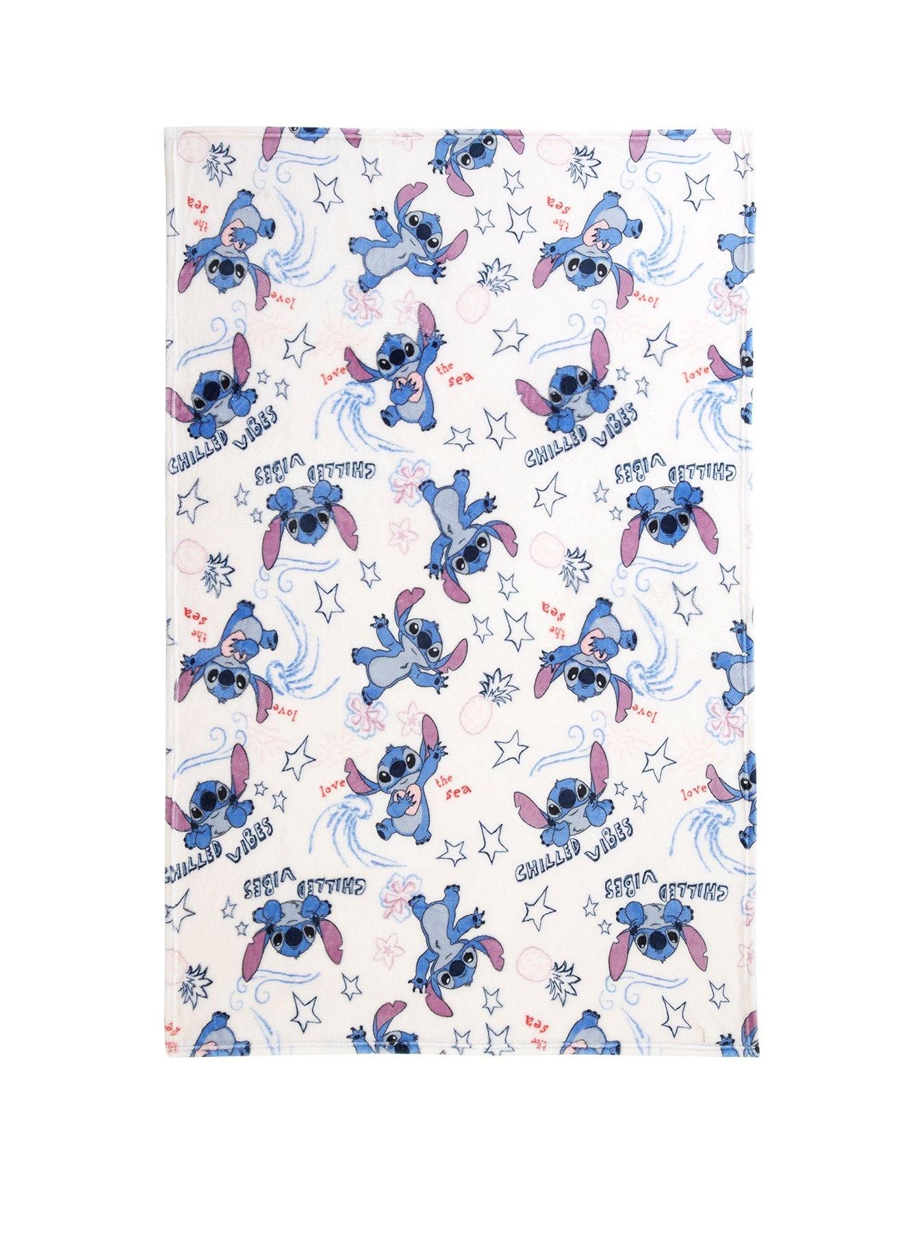 lilo-stitch-chilled-vibes-fleece-blanket-multistillFront