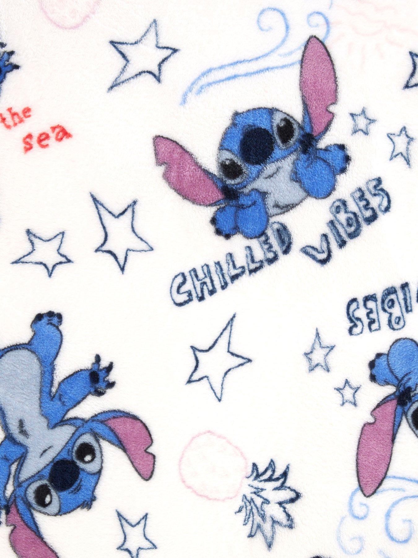 lilo-stitch-chilled-vibes-fleece-blanket-multiback