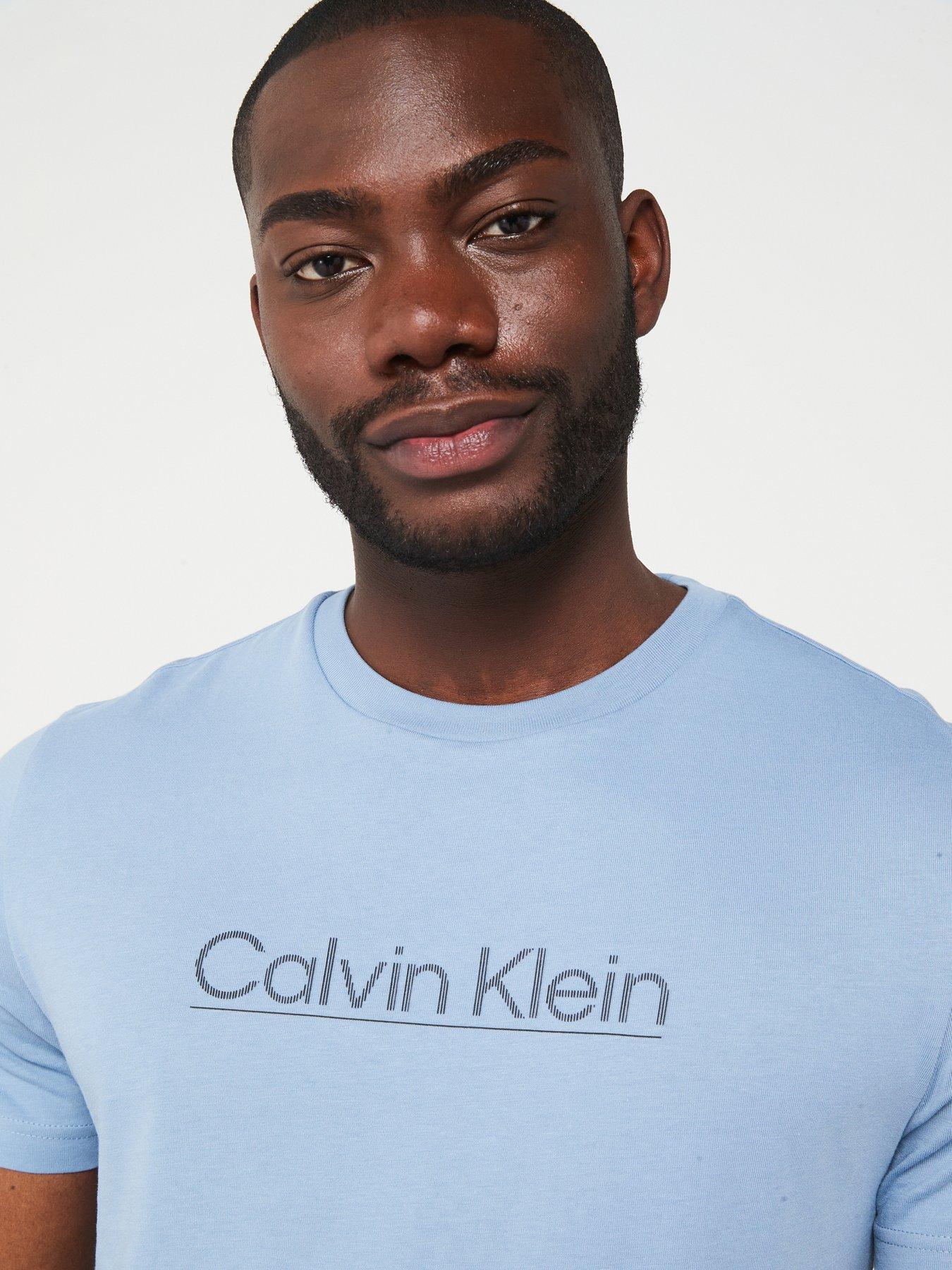 calvin-klein-calvin-klein-raised-line-centre-logo-t-shirt-light-blueoutfit