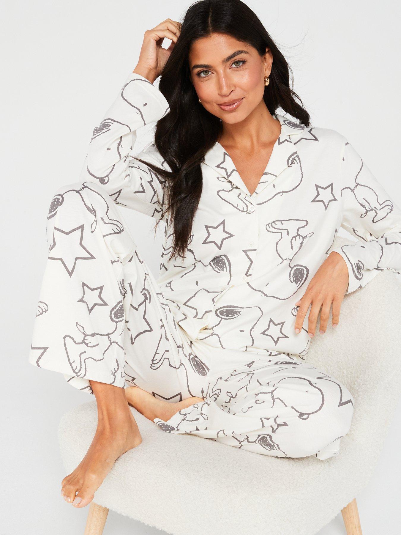 snoopy-ladies-snoopy-long-sleeve-top-and-wide-leg-pyjama-setoutfit