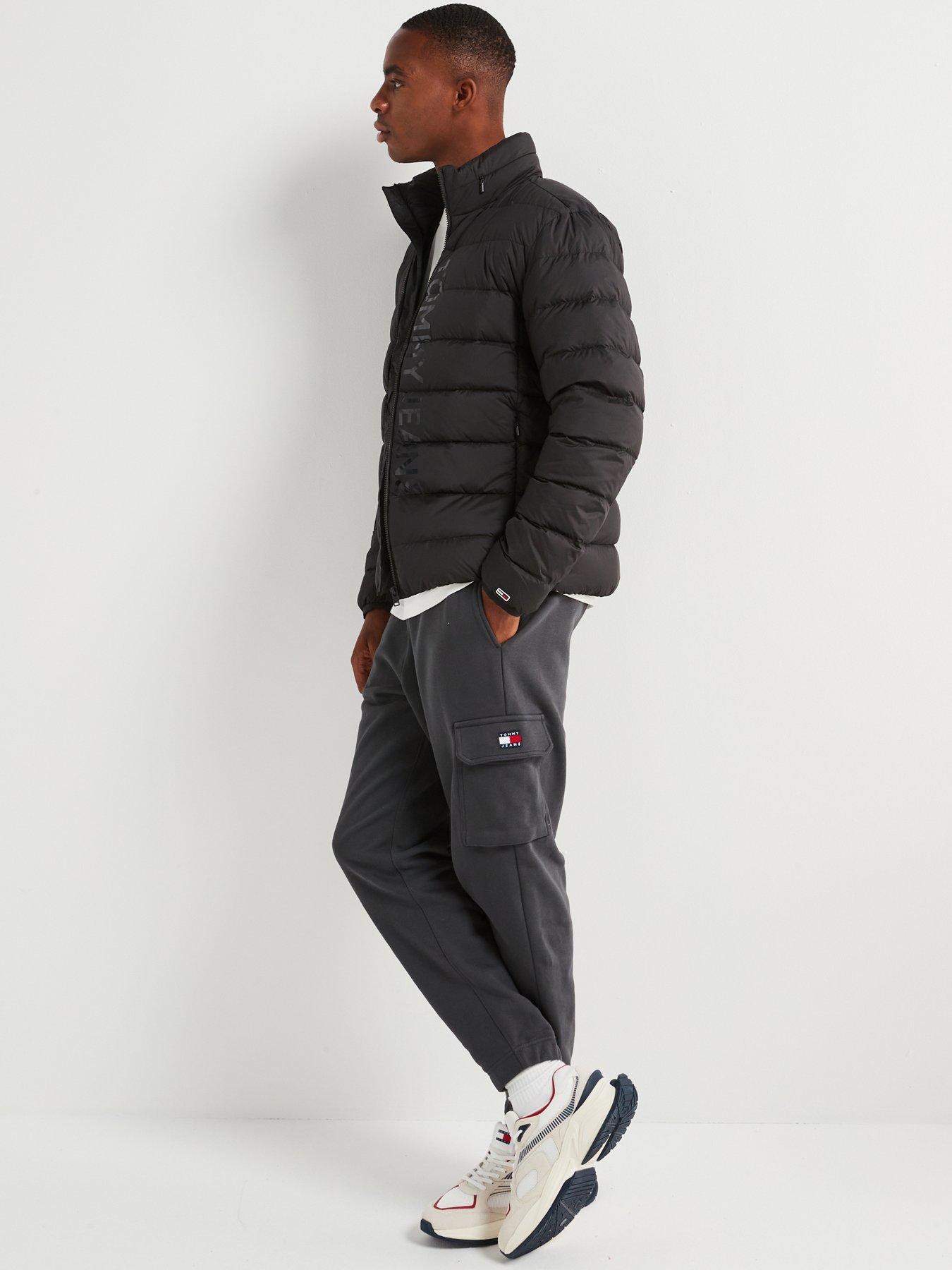 tommy-jeans-regular-fit-flag-cargo-cuff-joggers-dark-greydetail