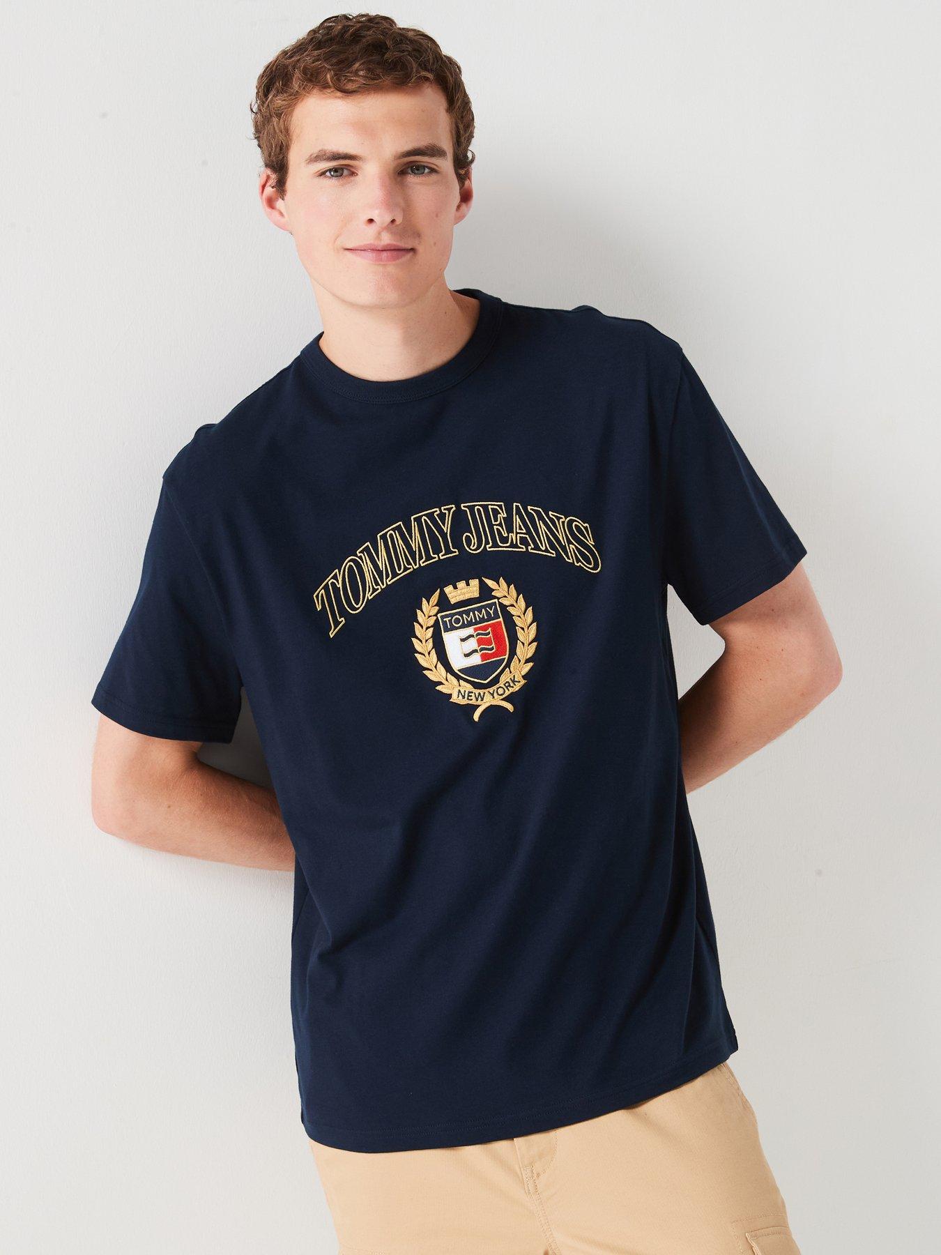 tommy-jeans-tommy-jeans-regular-fit-gold-embroided-crest-t-shirt-navy