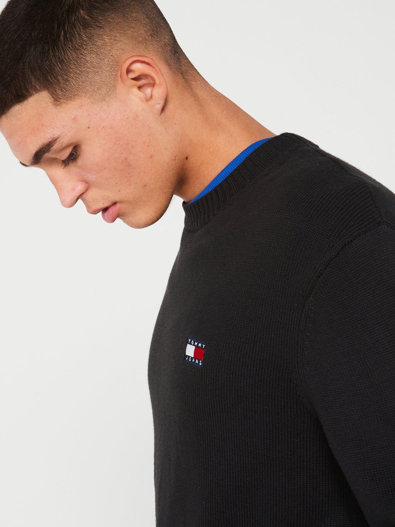 tommy-jeans-tommy-jeans-regular-fit-flag-logo-knitted-jumper-blackoutfit