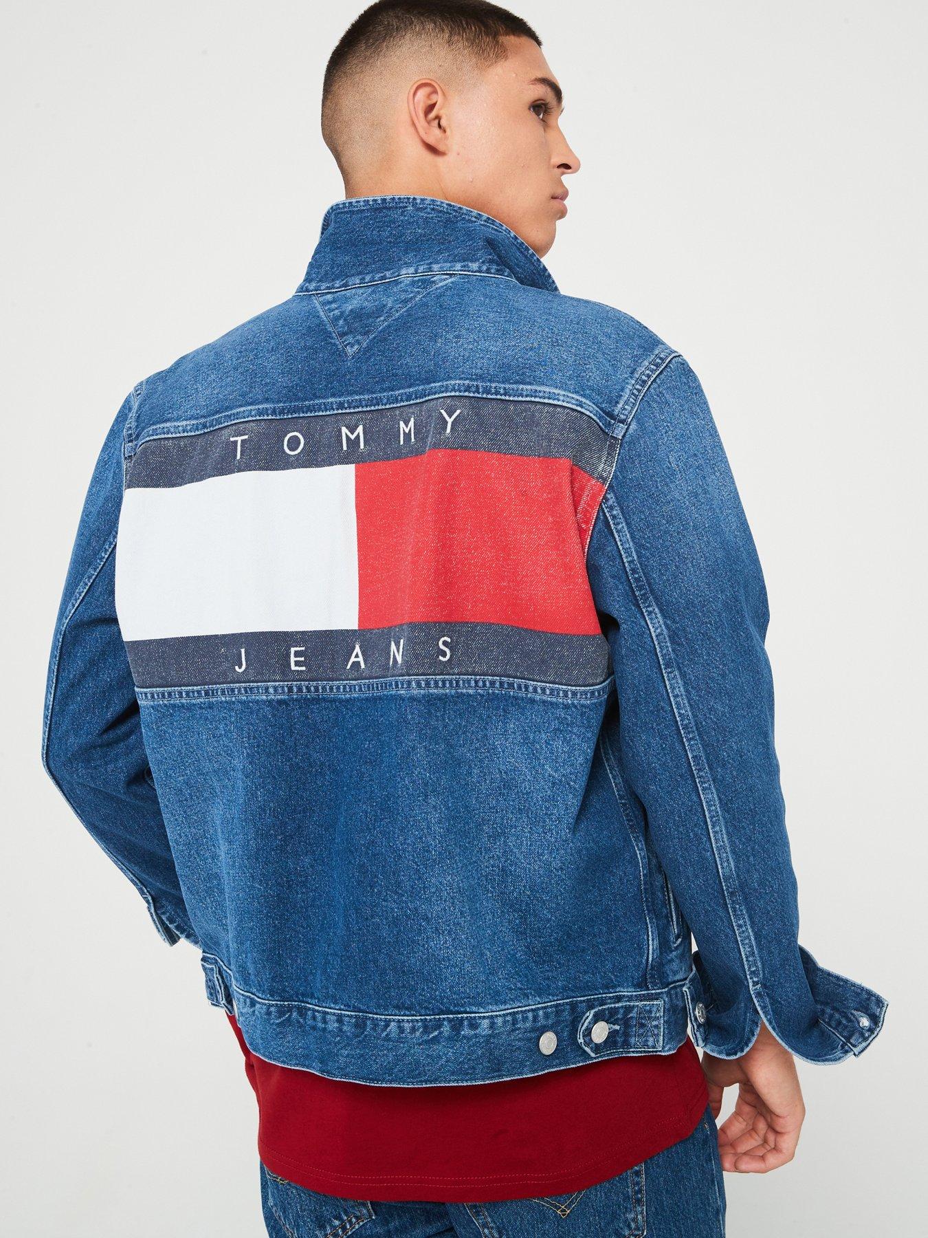 tommy-jeans-tommy-jeans-ryan-back-flag-regular-fit-denim-trucker-jacket-mid-wash