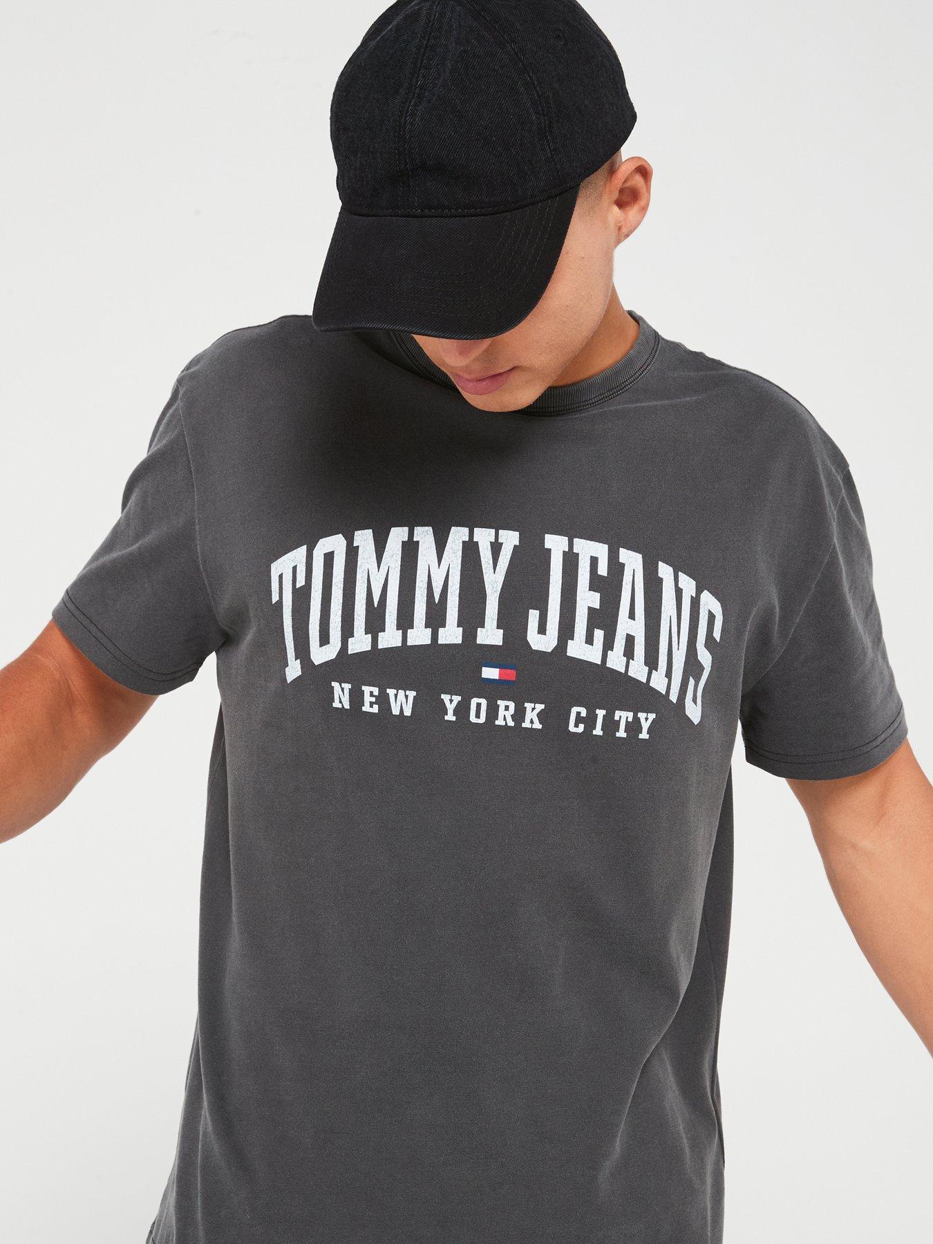 tommy-jeans-tommy-jeans-regular-fit-arc-varsity-logo-washed-t-shirt-blackoutfit