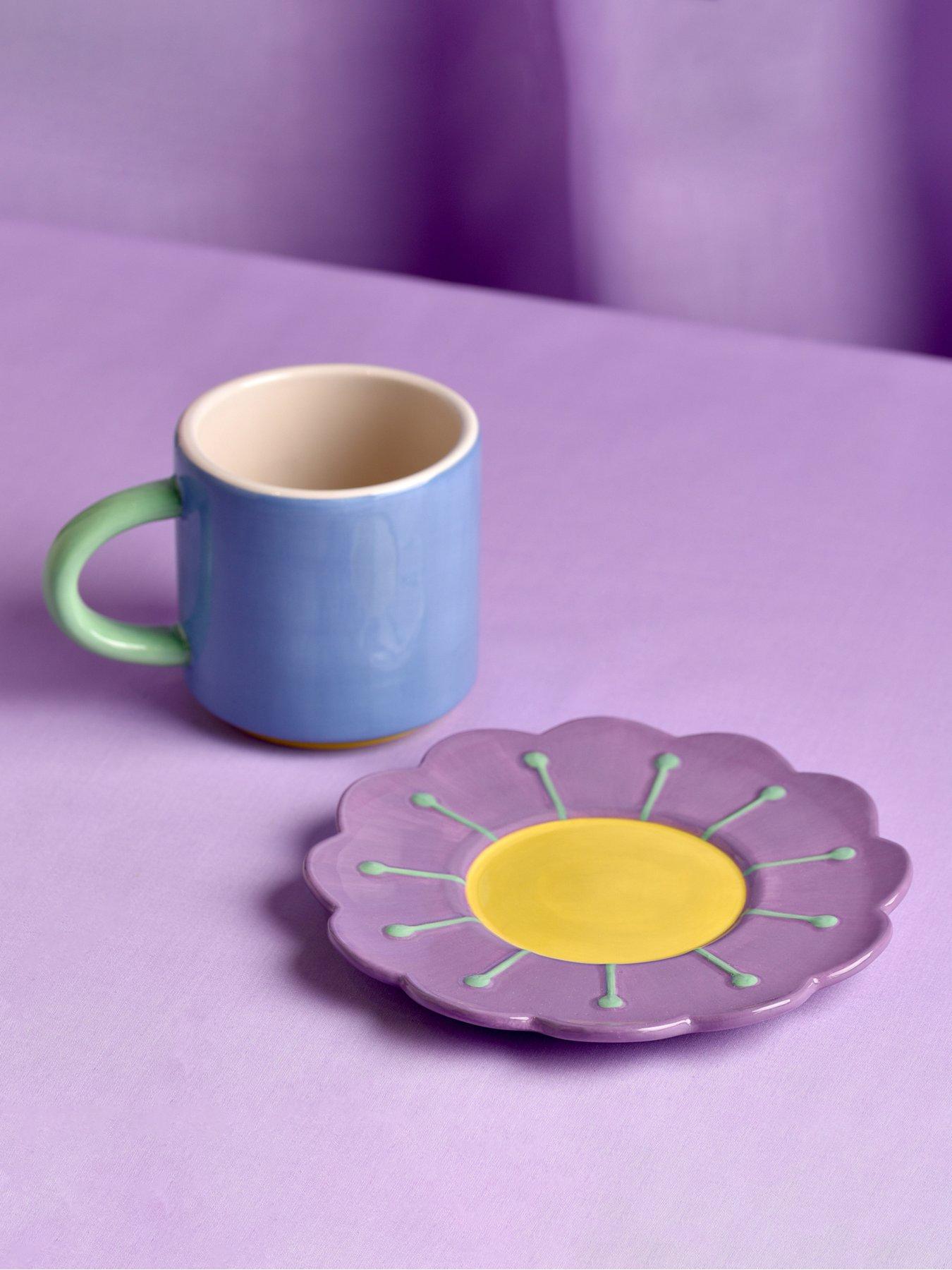 raspberry-blossom-mug-amp-coaster-setdetail