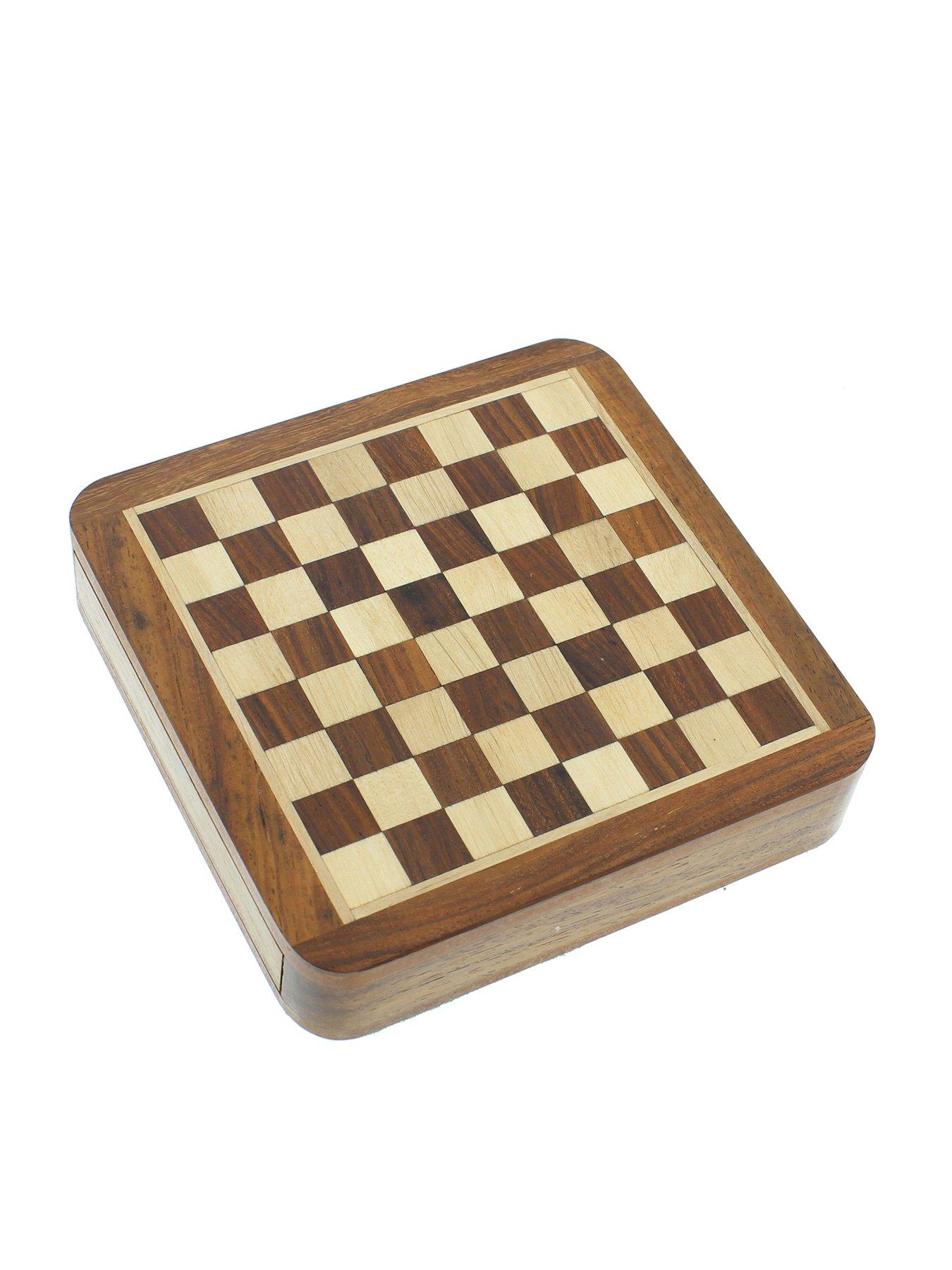 harvey-makin-magnetic-chess-board-with-drawerstillFront