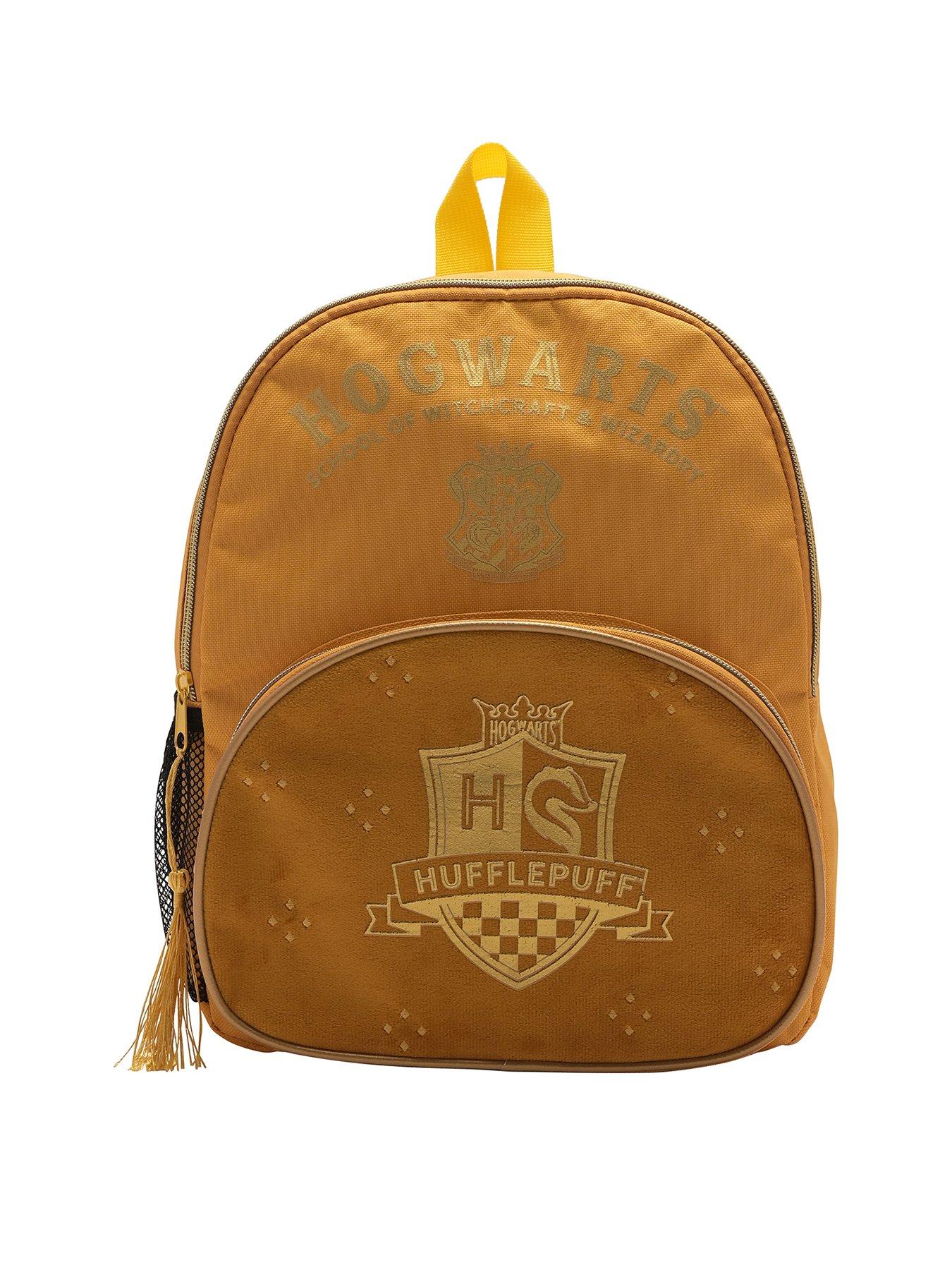 warner-bros-harry-potter-hufflepuffnbspalumni-backpack