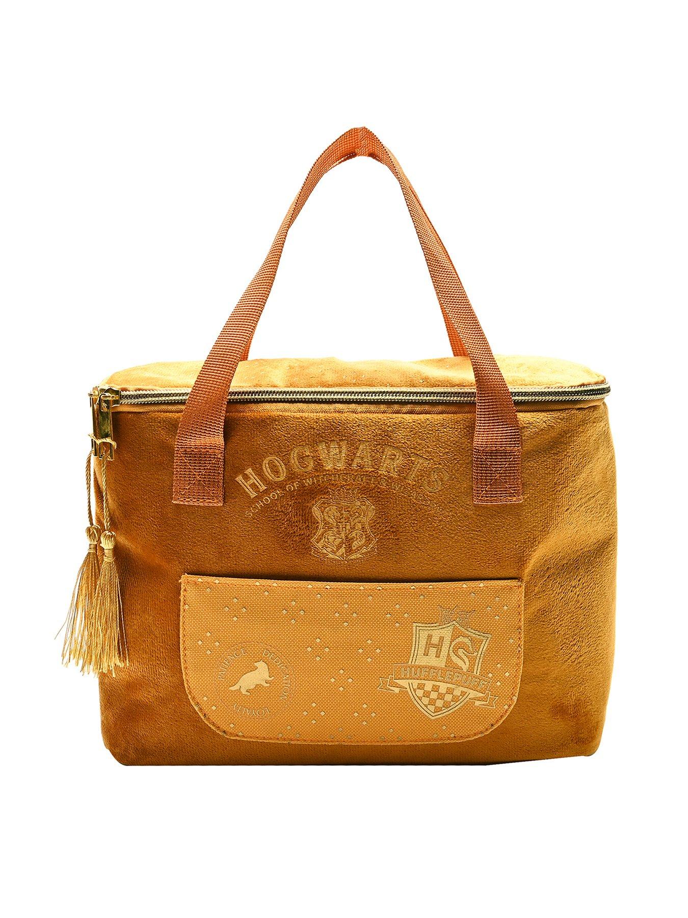 warner-bros-harry-potter-alumni-lunch-bag-hufflepuff