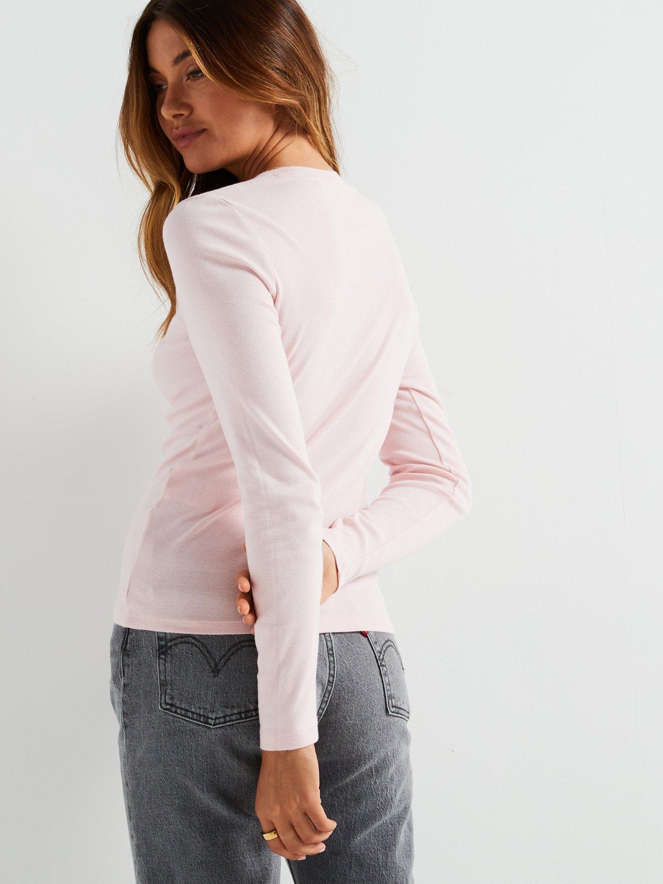 levis-essential-long-sleeve-top-pinkstillFront