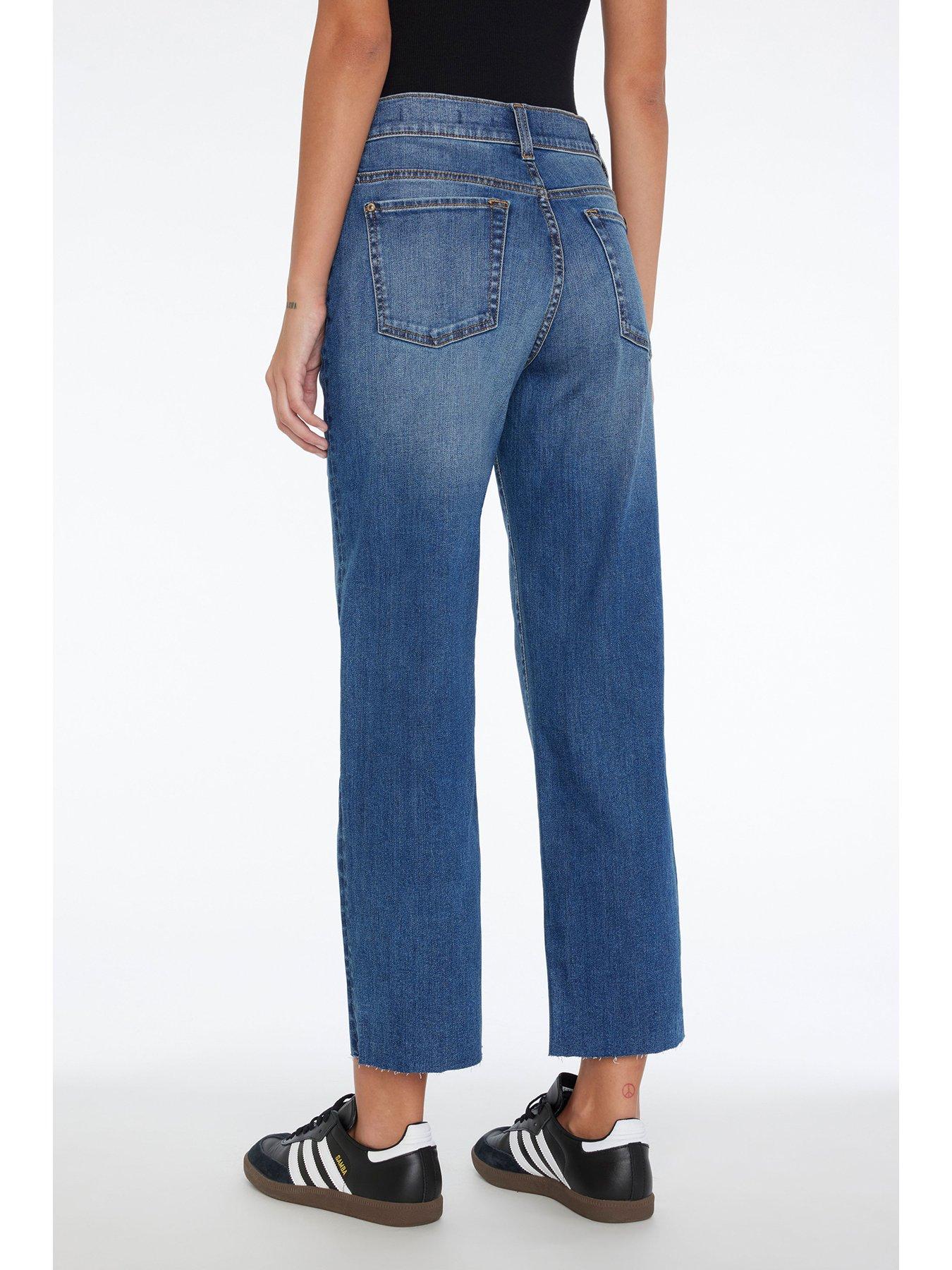 7-for-all-mankind-cropped-modern-straight-jeanstillFront