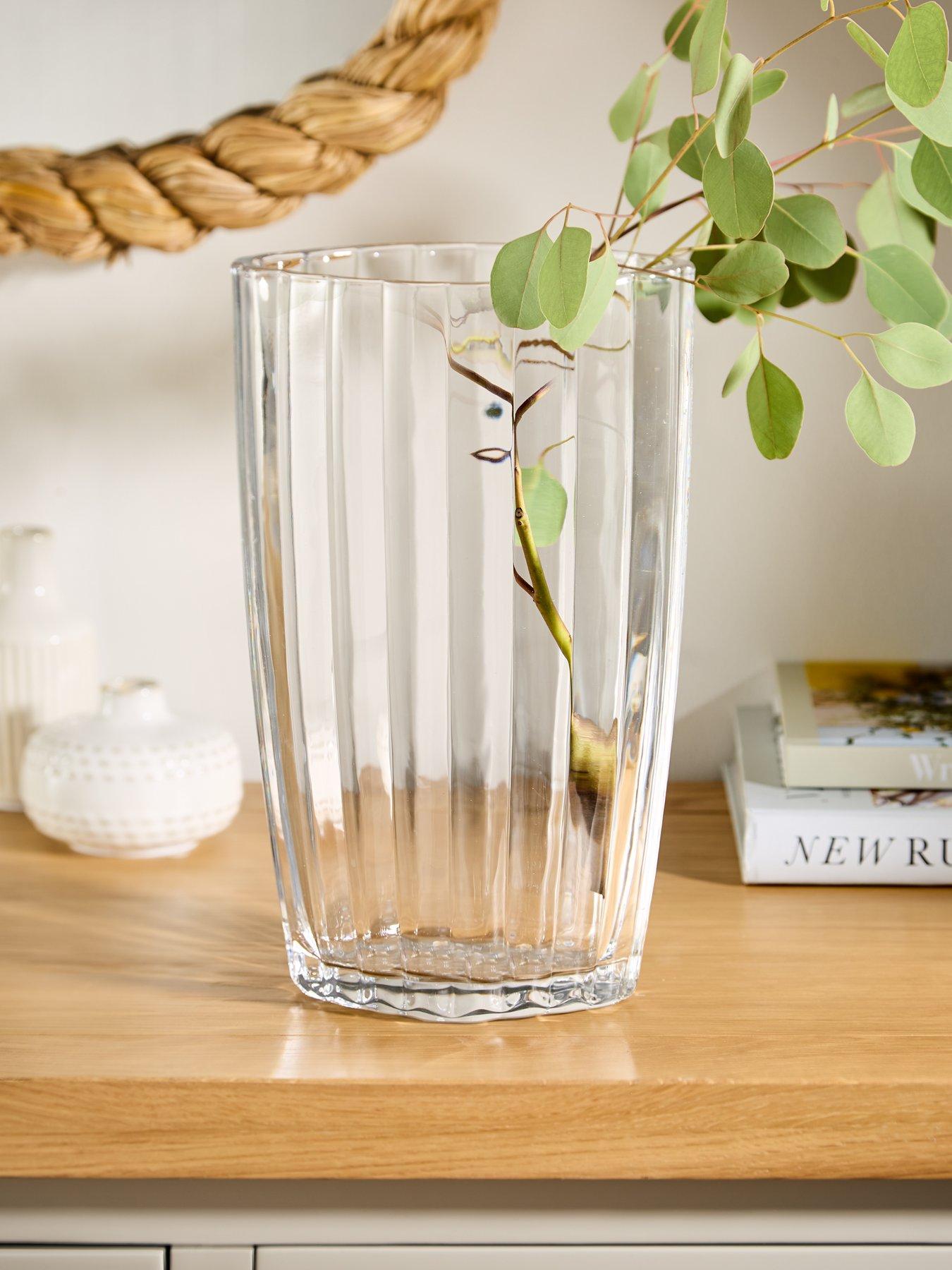 very-home-large-ribbed-glass-vase