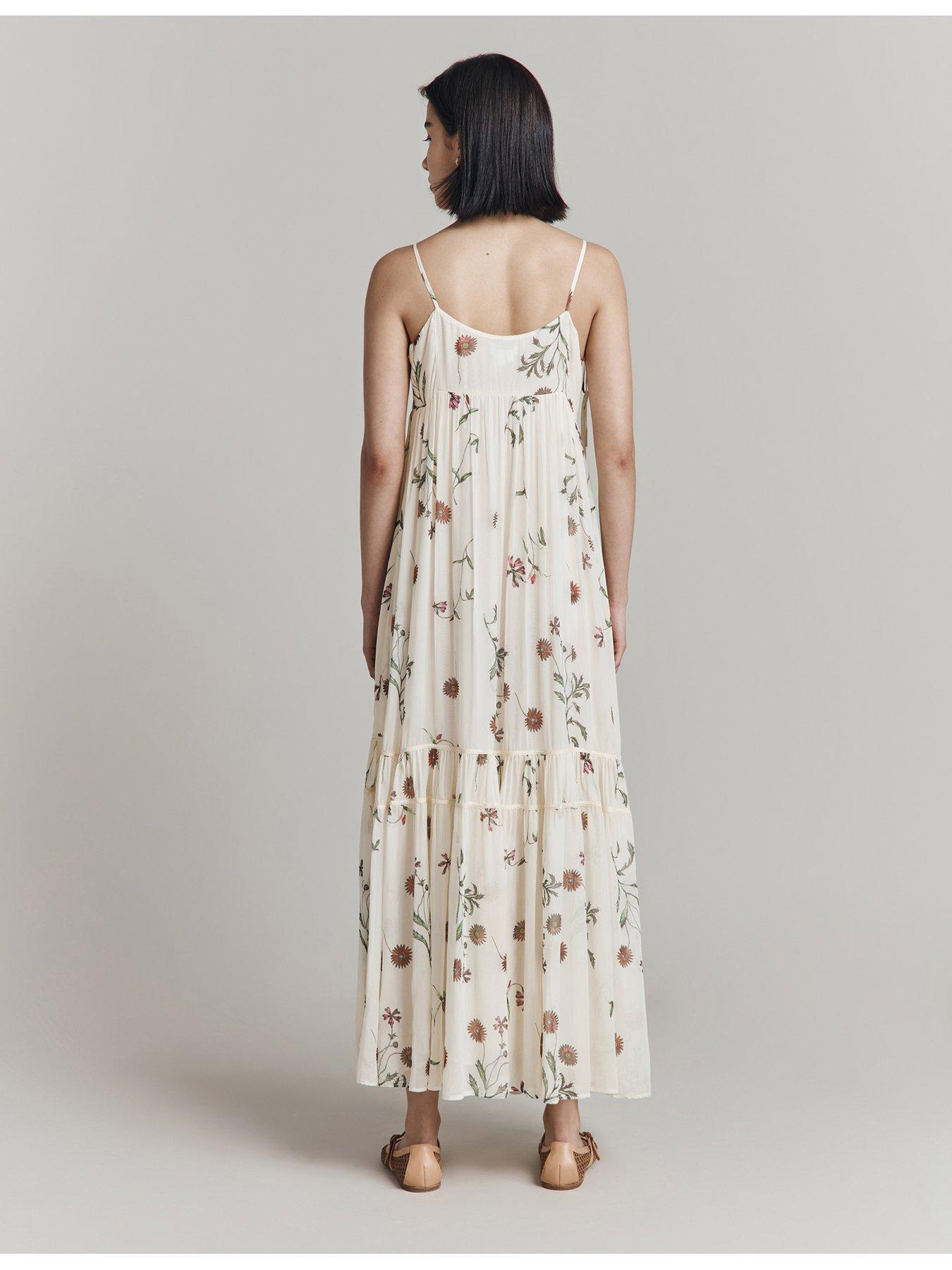 ghost-botanical-floral-clarice-dressstillFront