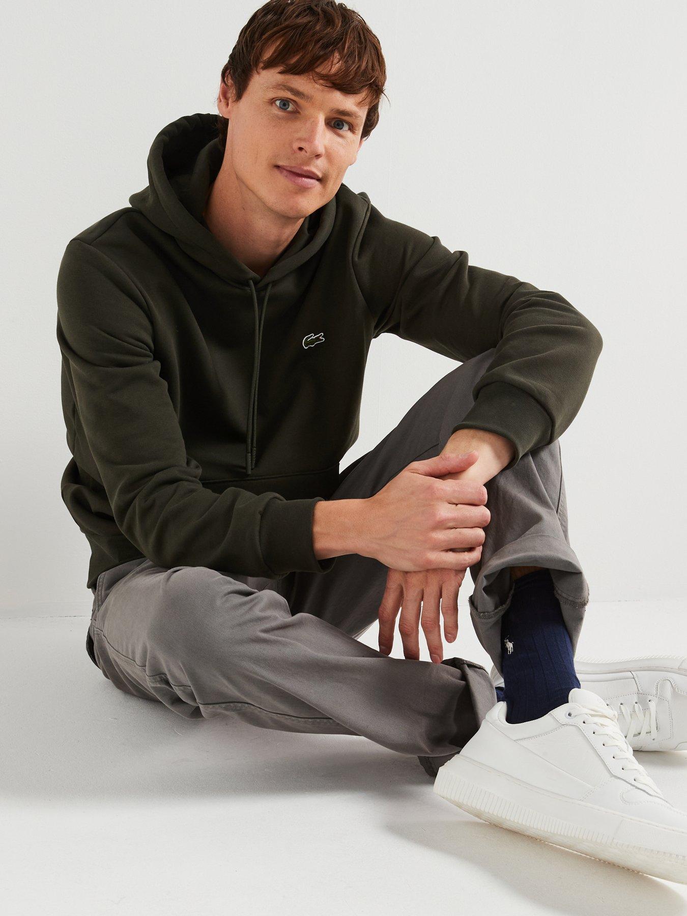 lacoste-lacoste-classic-fit-cotton-hoodie-khakioutfit