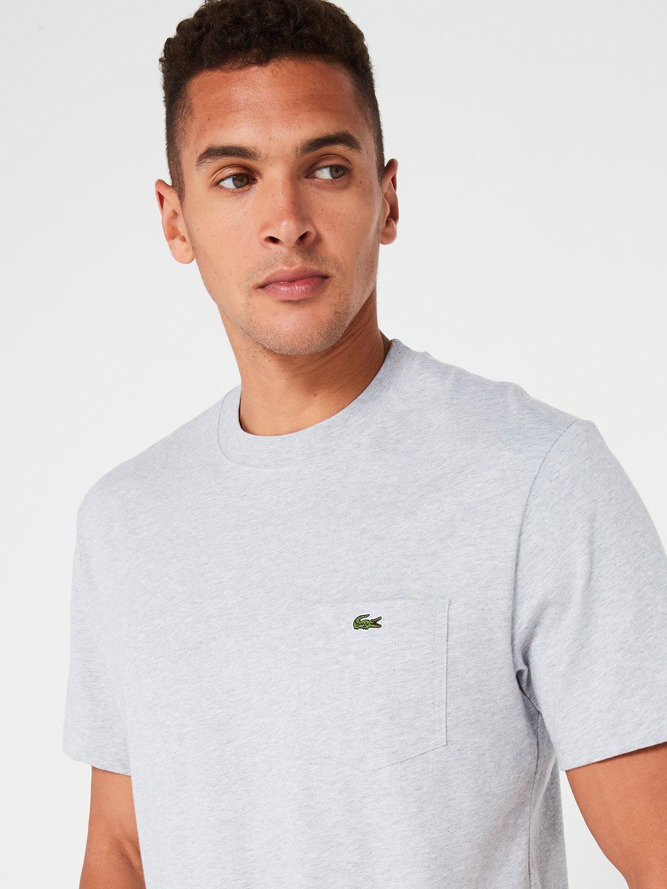 lacoste-lacoste-regular-fit-cotton-jersey-pocket-t-shirt-greyoutfit