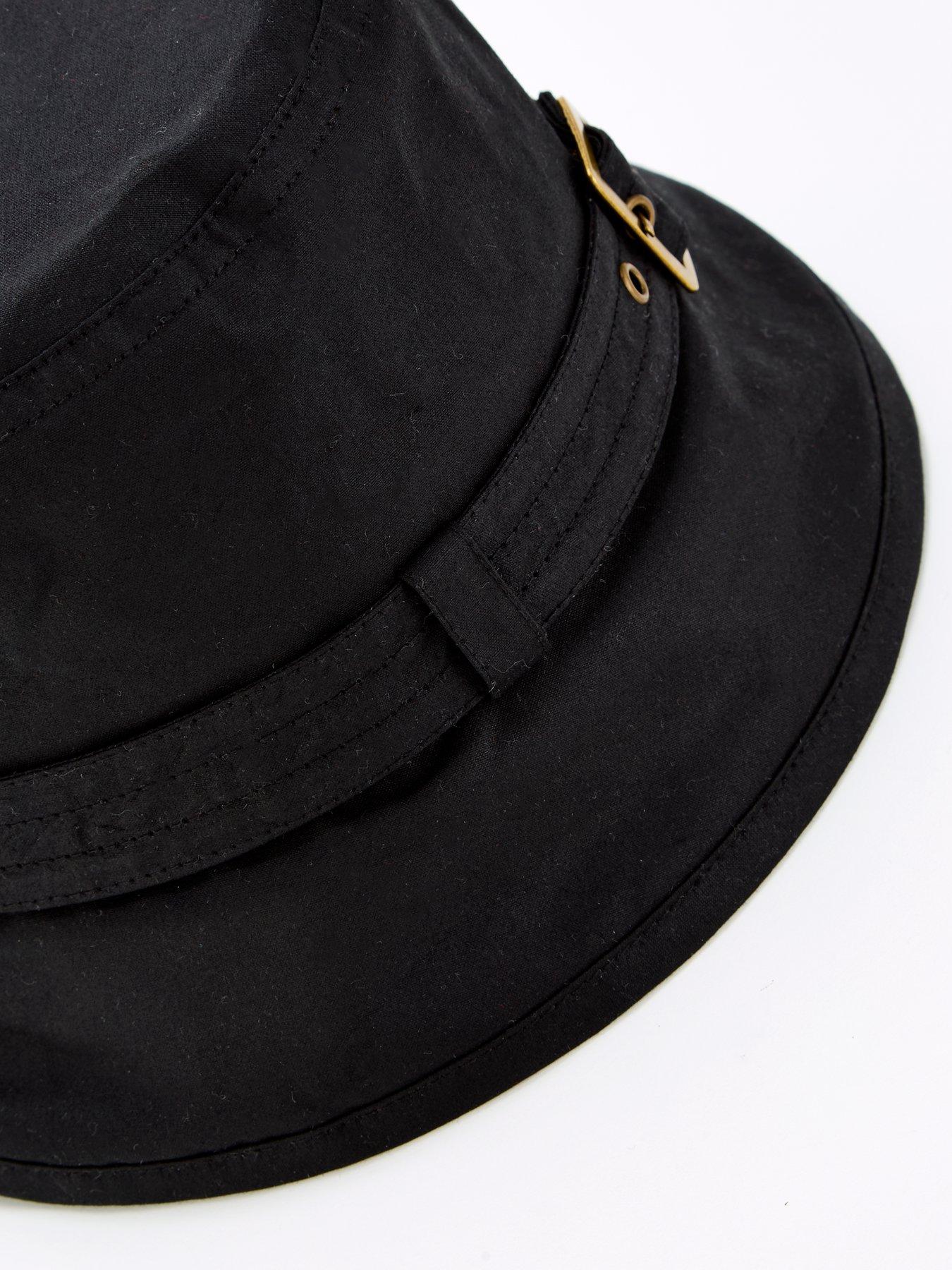 barbour-barbour-kelso-wax-belted-hat-blackoutfit