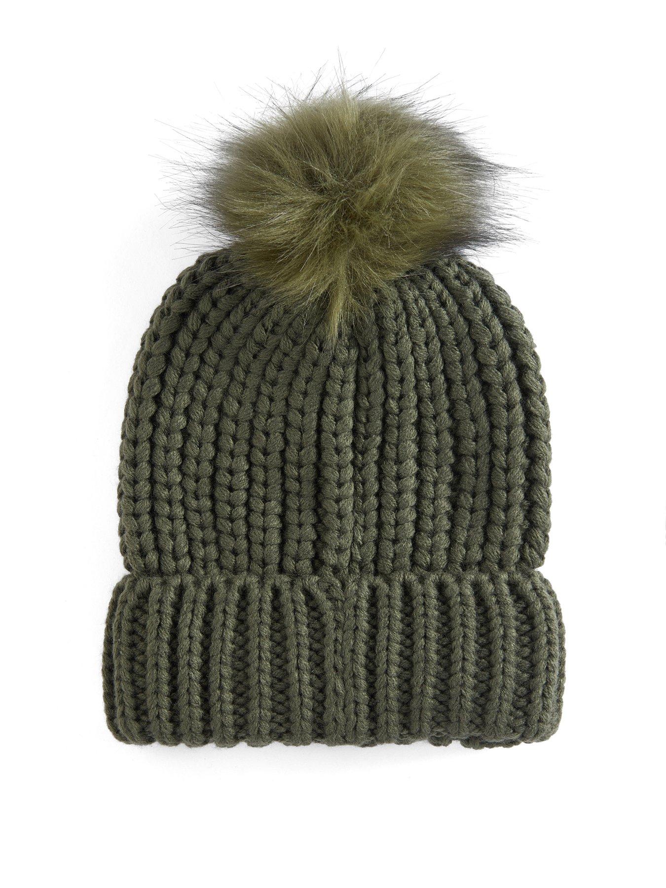 barbour-barbour-saltburn-beanie-hat-greenstillFront