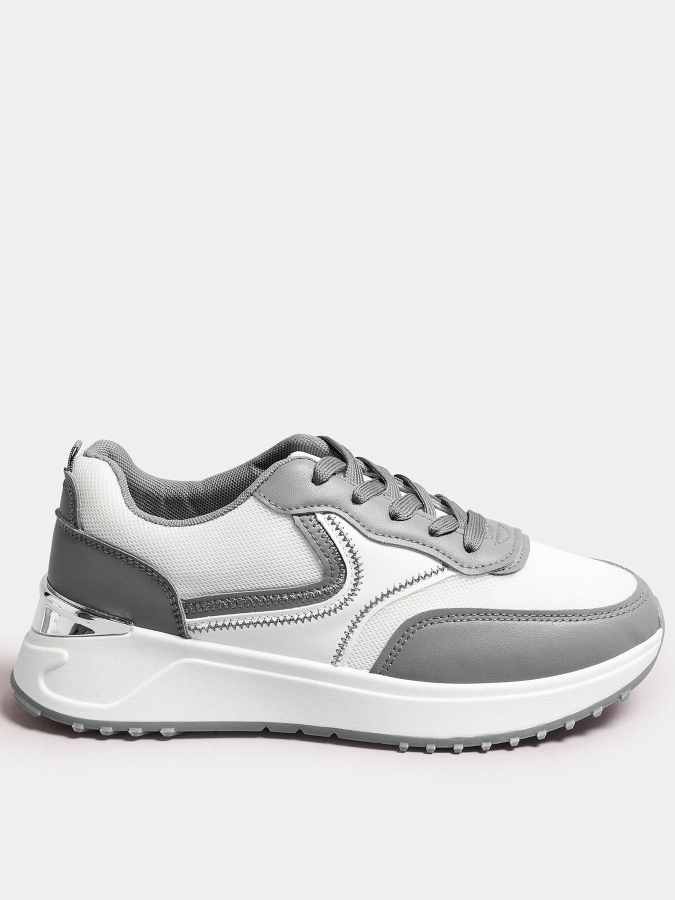 yours-wide-fit-runner-trainer-grey